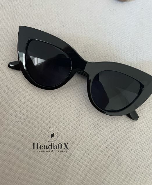 Japanese Brand Cat Eye Fashion Sunglasses Size ONE SIZE - 2 Thumbnail