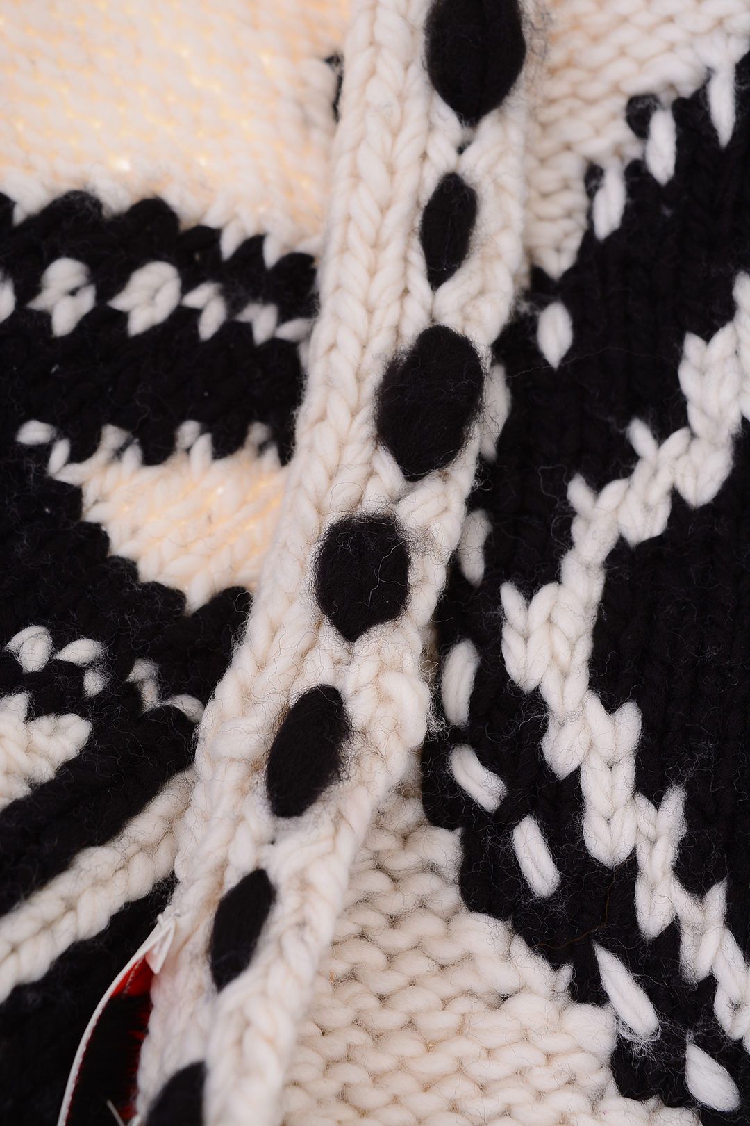 Alexander McQueen Scarf in White Size ONE SIZE - 4 Thumbnail