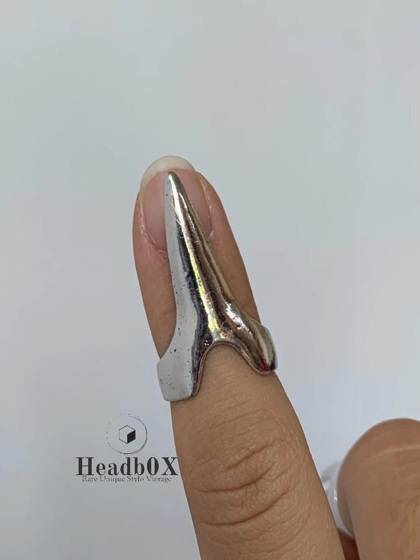 Other 4pcs Claw Finger Spike Fingertip Nail Ring Size ONE SIZE - 1 Thumbnail