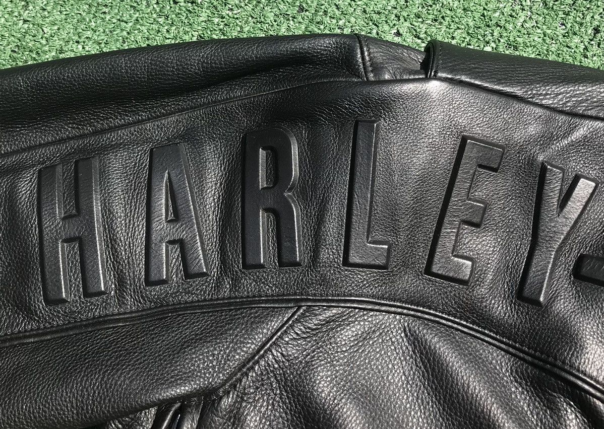 Harley Davidson Harley Davidson Embossed Letters Thick Leather Jacket Womens Size S / US 4 / IT 40 - 3 Thumbnail