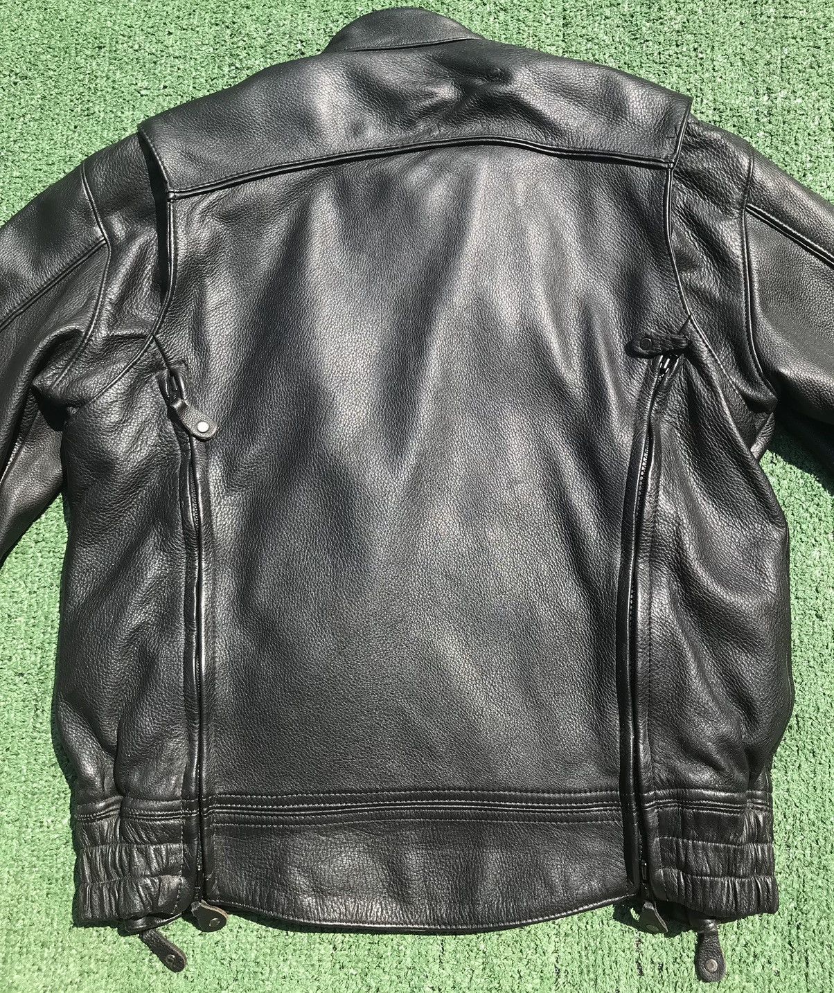 Harley Davidson Harley Davidson Embossed Letters Thick Leather Jacket Womens Size S / US 4 / IT 40 - 12 Thumbnail