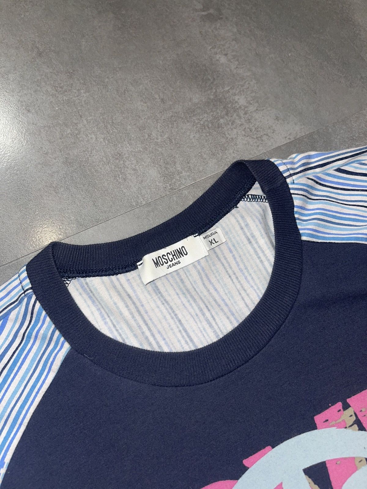 Moschino Moschino Peace Big Logo Abstract T-Shirt Size US S / EU 44-46 / 1 - 16 Thumbnail