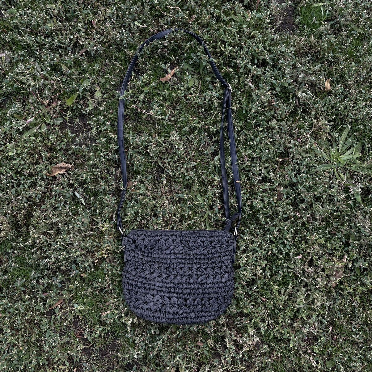 Vintage Vintage Y2K Knitted Crossbody Bag Black Streetwear Grunge OS Size ONE SIZE - 1 Thumbnail