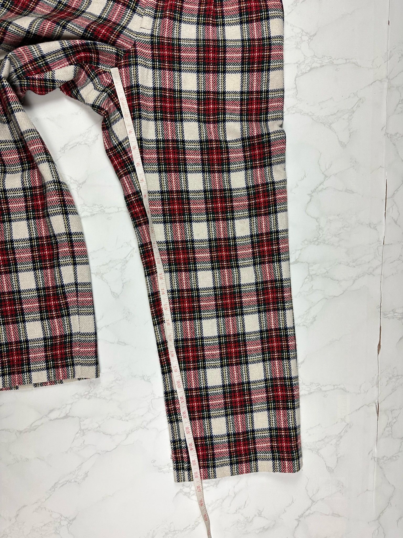 Gucci 🔥75% OFF🔥 [SALE] Gucci Wool Blend Checked Cropped Pants Size US 30 / EU 46 - 5 Thumbnail