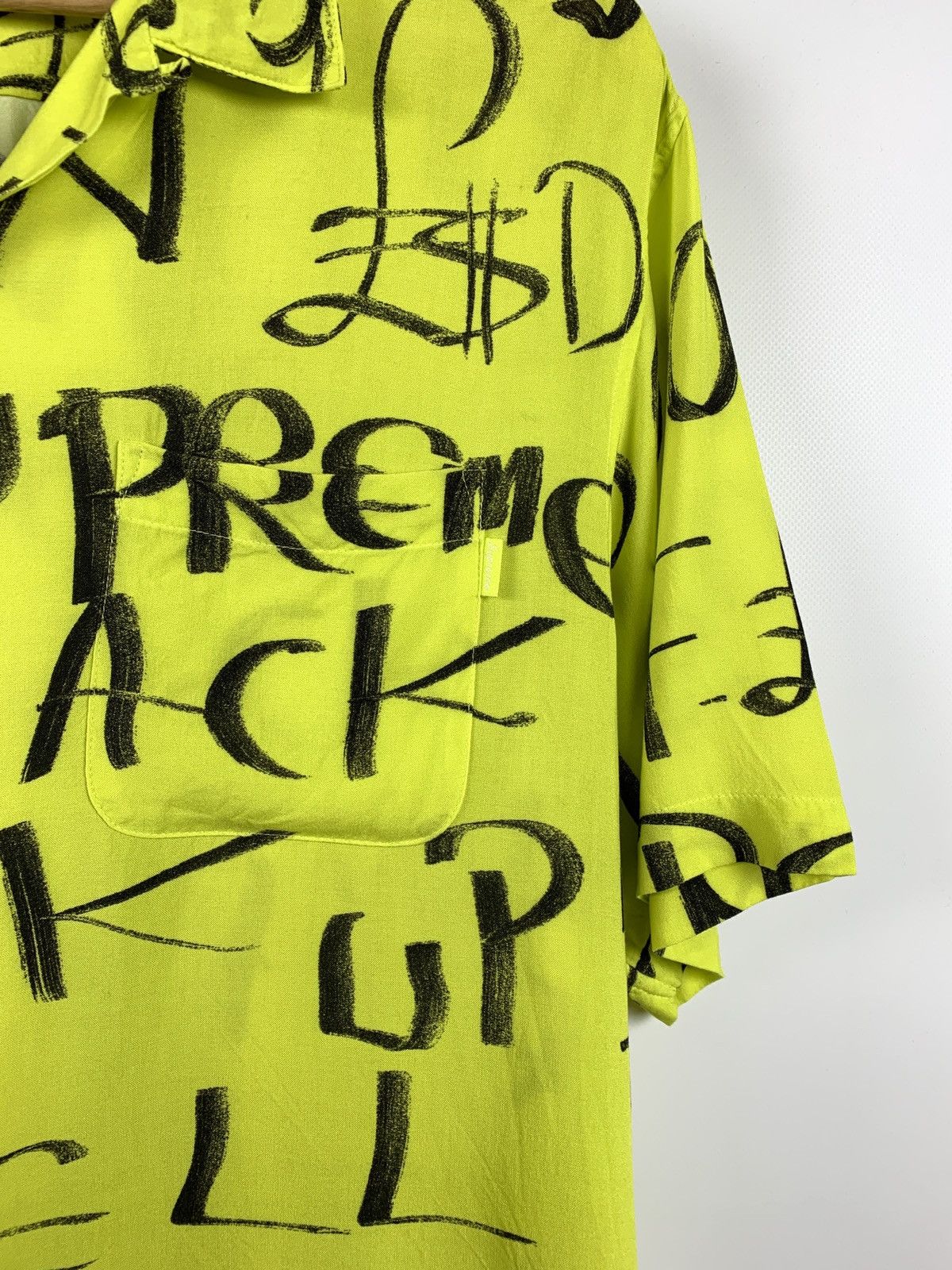 Supreme Supreme Black Ark Rayon S/S Shirt Fluorescent Yellow Size US L / EU 52-54 / 3 - 12 Thumbnail