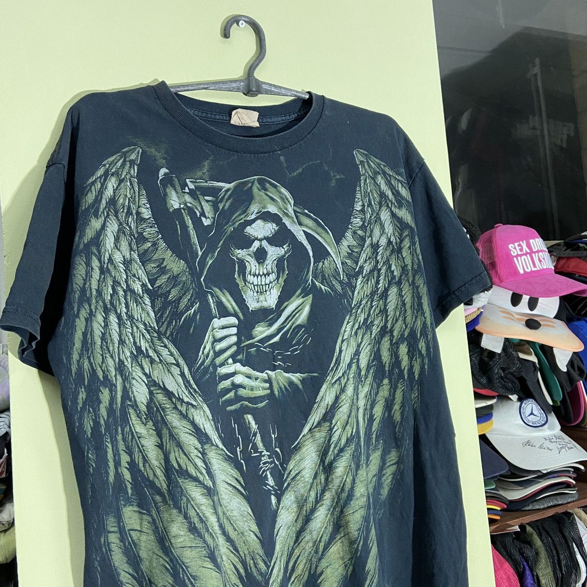 Vintage Vintage Y2K Graphic Tee Skull Wings Horror Punk Grunge M Size US M / EU 48-50 / 2 - 2 Thumbnail