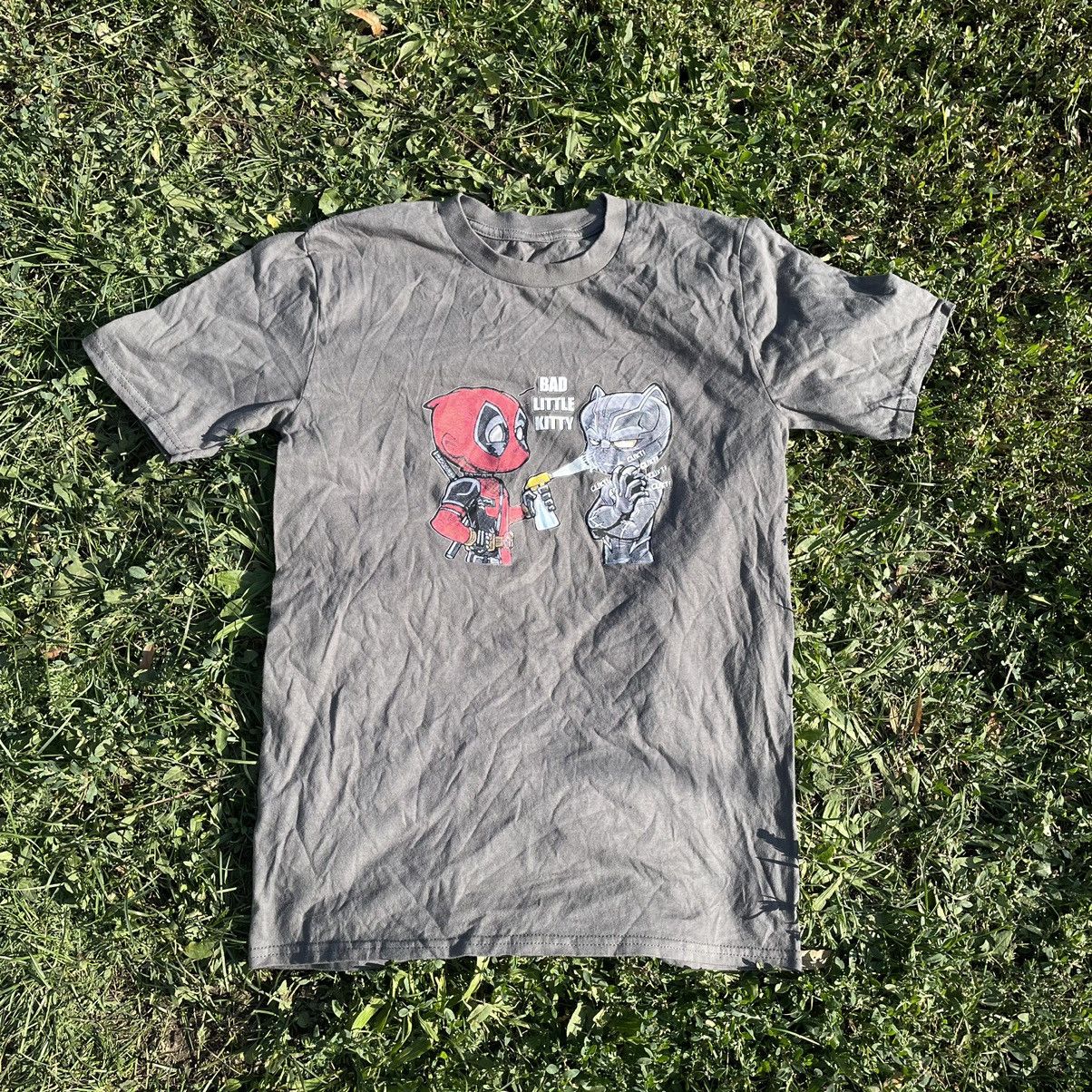 Vintage Vintage 2000s Deadpool Bad Kitty Graphic Tee Streetwear S Size US S / EU 44-46 / 1 - 1 Thumbnail