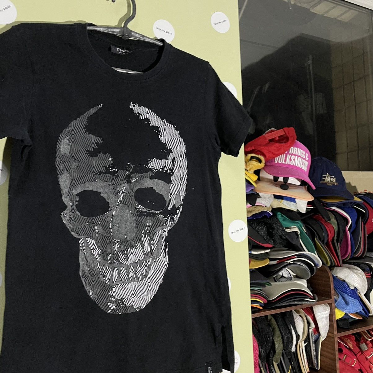Vintage Vintage 90s Graphic Tee Skull Horror Dark Grunge Streetwear Size US S / EU 44-46 / 1 - 4 Thumbnail