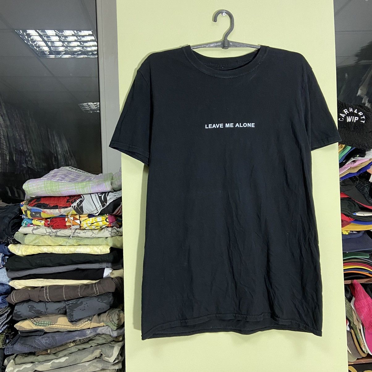 Vintage Vintage 90s Leave Me Alone Graphic Tee Streetwear Black L Size US L / EU 52-54 / 3 - 3 Thumbnail