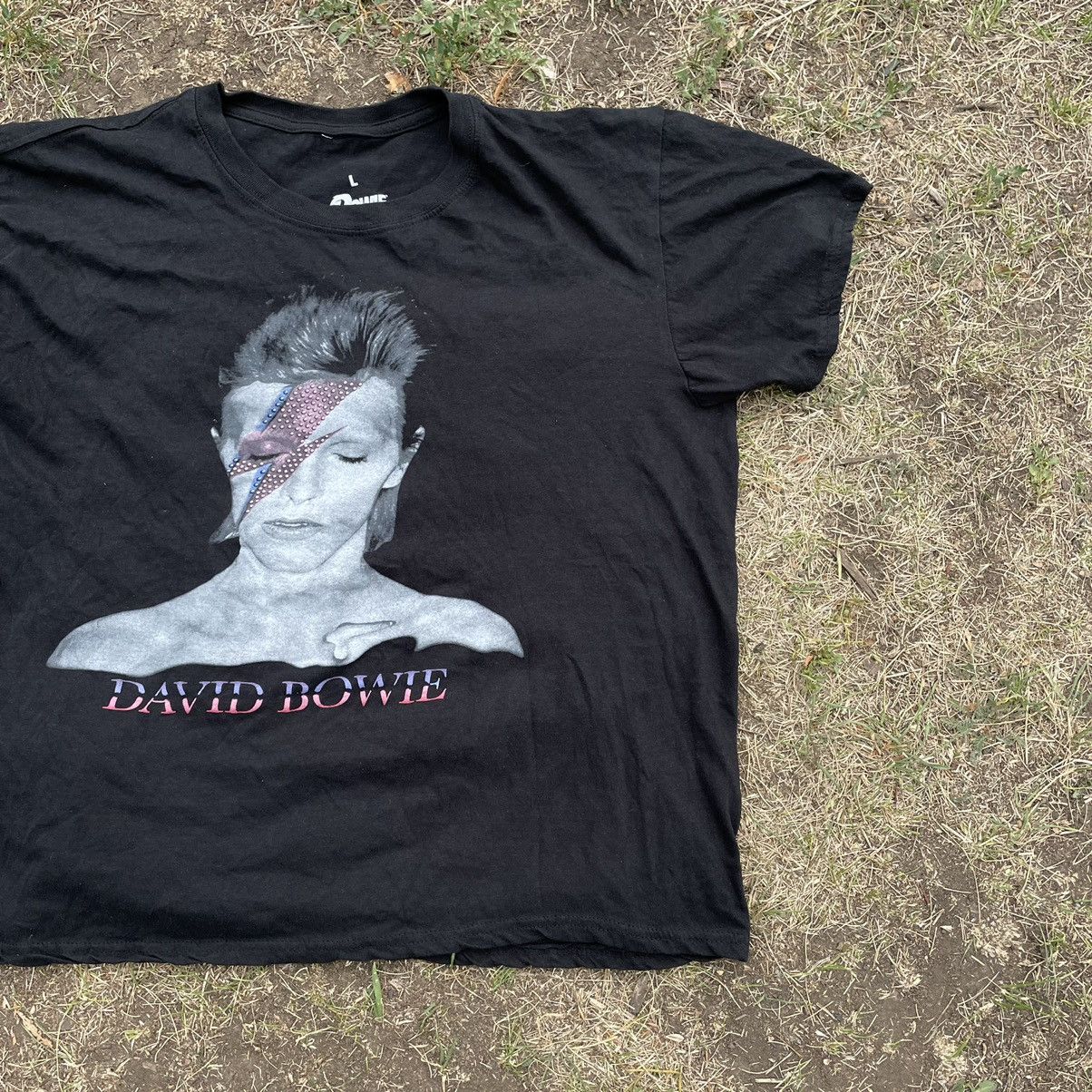 Vintage Vintage 90s David Bowie Graphic Tee Faded Black Punk Skate M Size US M / EU 48-50 / 2 - 2 Thumbnail