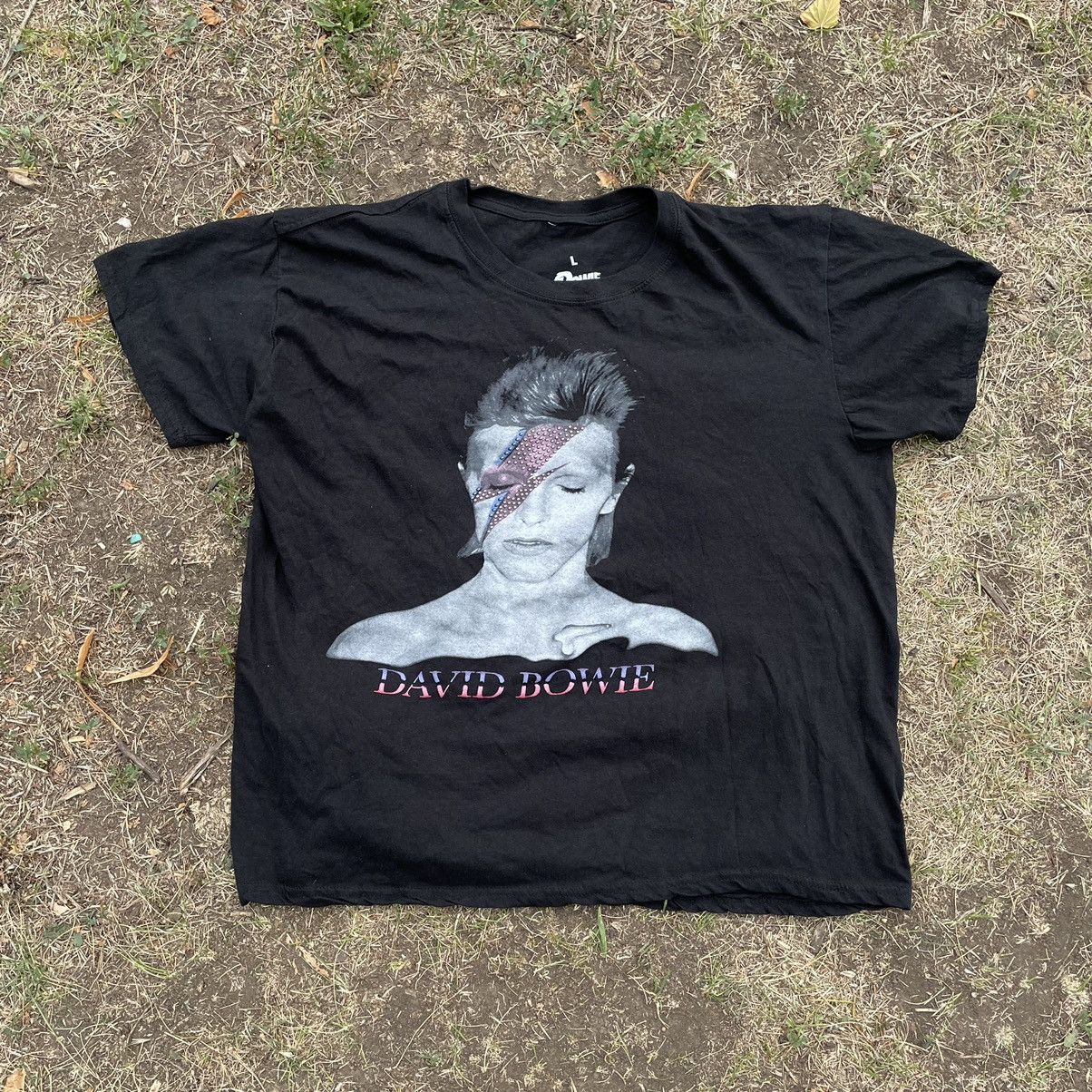 Vintage Vintage 90s David Bowie Graphic Tee Faded Black Punk Skate M Size US M / EU 48-50 / 2 - 1 Thumbnail