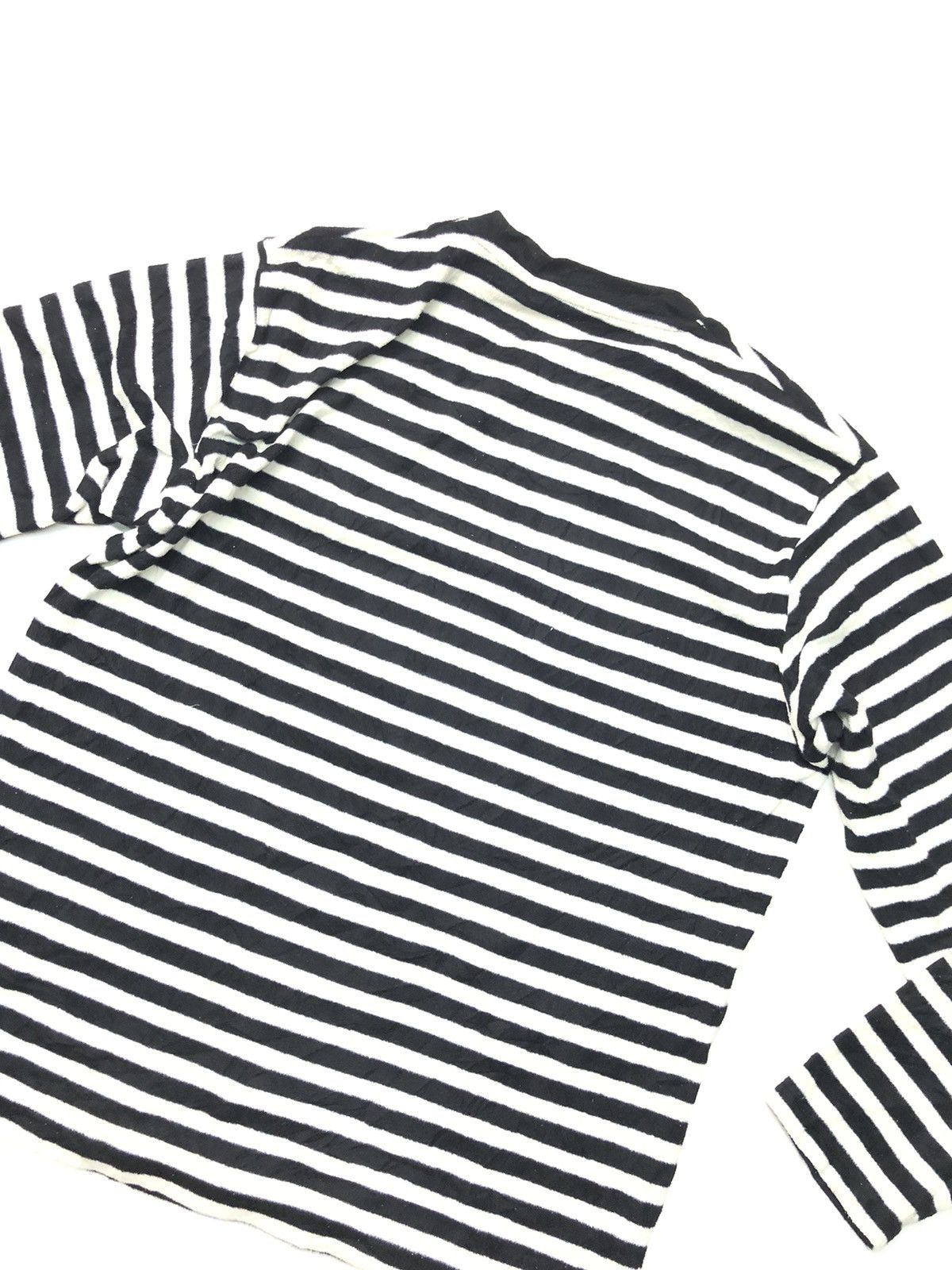 Andy Warhol × Designer × Uniqlo VINTAGE UNIQLO X ANDY WARHOL FLEECE STRIPE JAIL BANANA LOGO Size US L / EU 52-54 / 3 - 6 Thumbnail