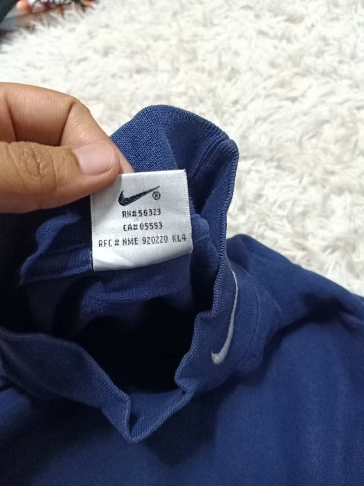 Nike × Vintage VINTAGE 90s NIKE TURTLE NECK LONG SLEEVE Size US XL / EU 56 / 4 - 4 Thumbnail