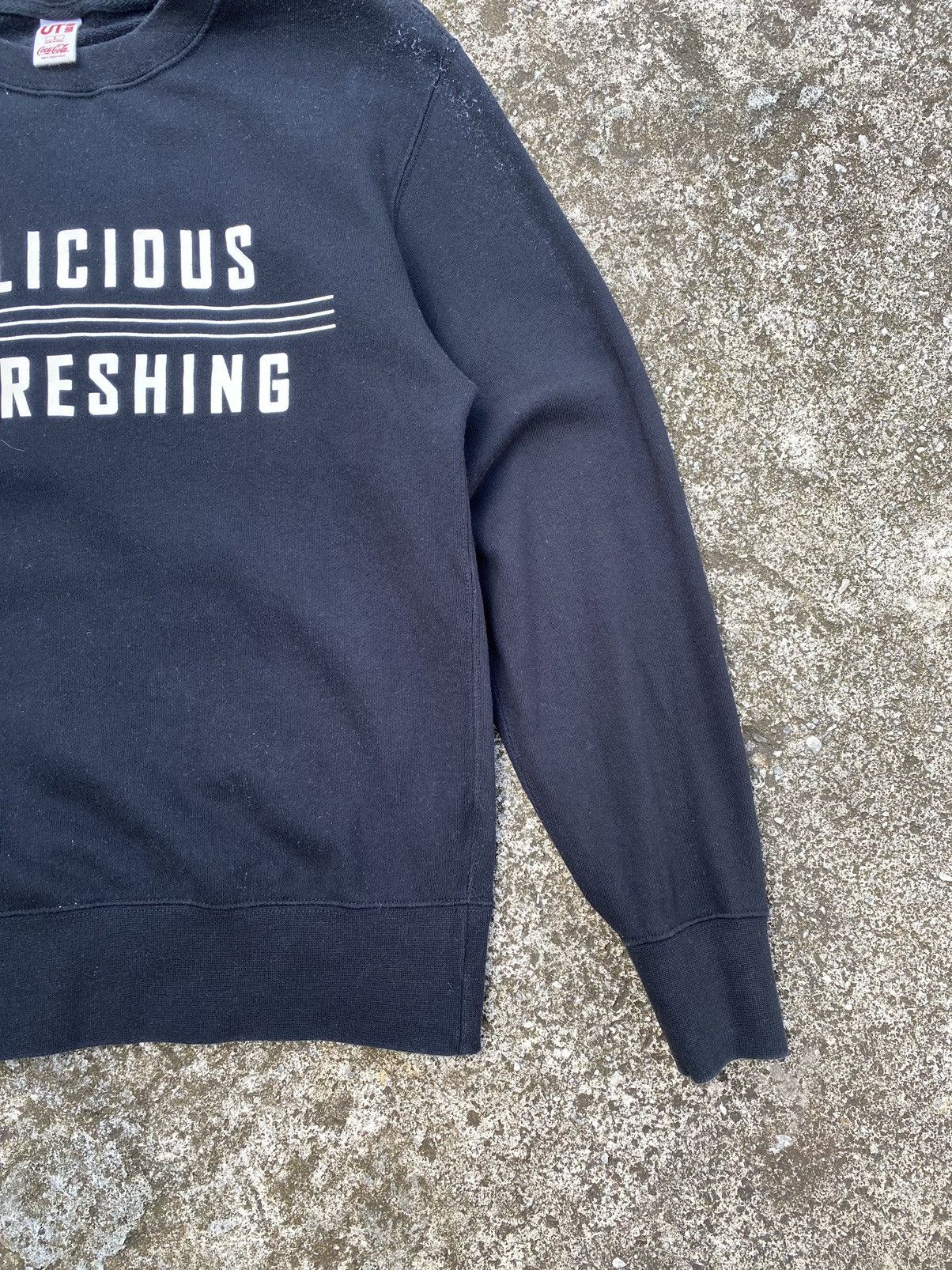 Coca Cola Coca Cola X Uniqlo Sweatshirt Size US S / EU 44-46 / 1 - 4 Thumbnail