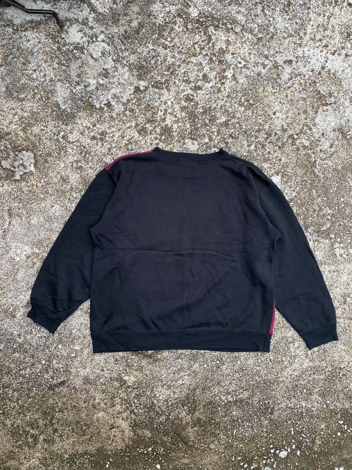 Vintage Vintage Silvio Valentino Embroidered Sweatshirt Size US M / EU 48-50 / 2 - 9 Thumbnail