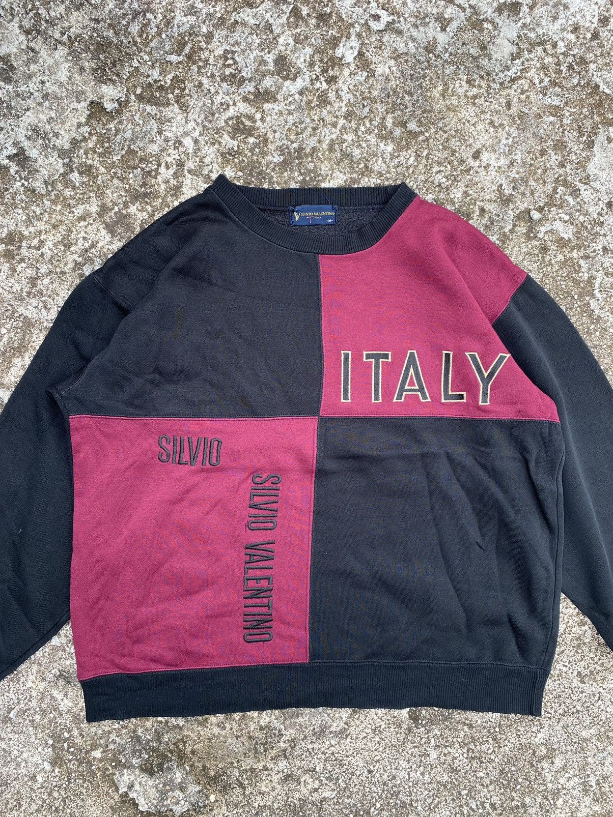 Vintage Vintage Silvio Valentino Embroidered Sweatshirt Size US M / EU 48-50 / 2 - 2 Thumbnail
