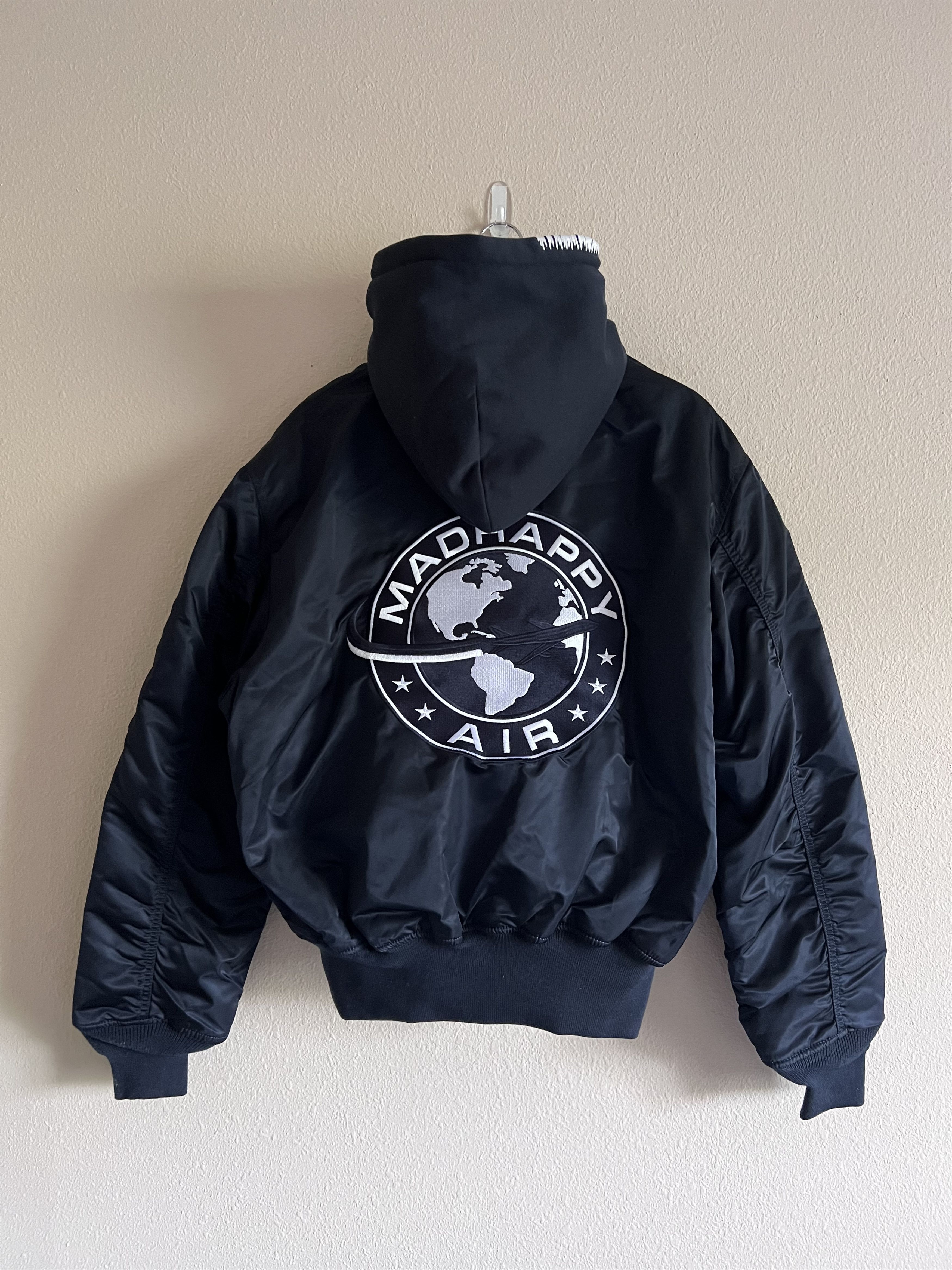 Alpha Industries Alpha Industries Madhappy Air Reversible Bomber Jacket Size US L / EU 52-54 / 3 - 6 Thumbnail