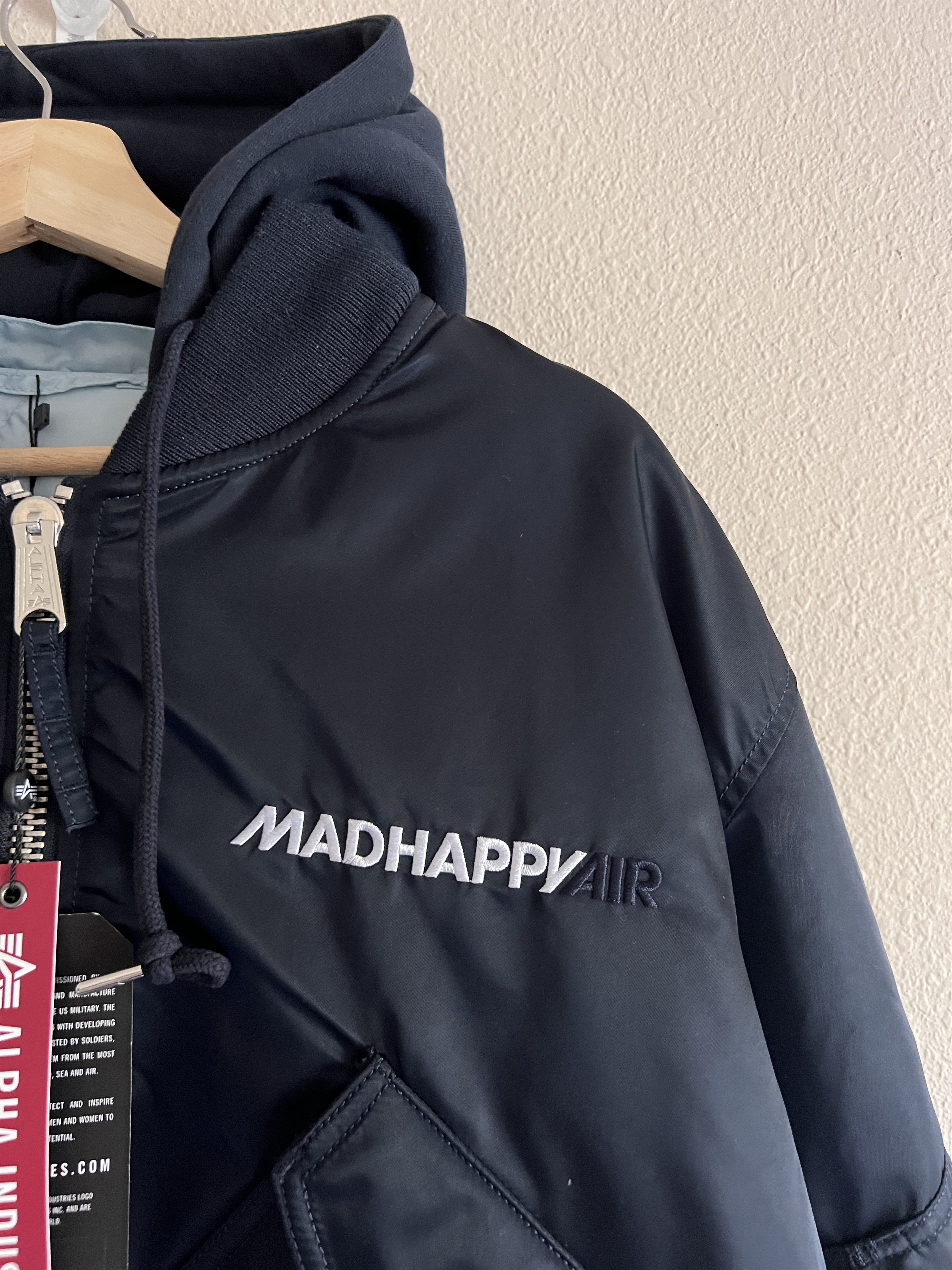 Alpha Industries Alpha Industries Madhappy Air Reversible Bomber Jacket Size US L / EU 52-54 / 3 - 3 Thumbnail