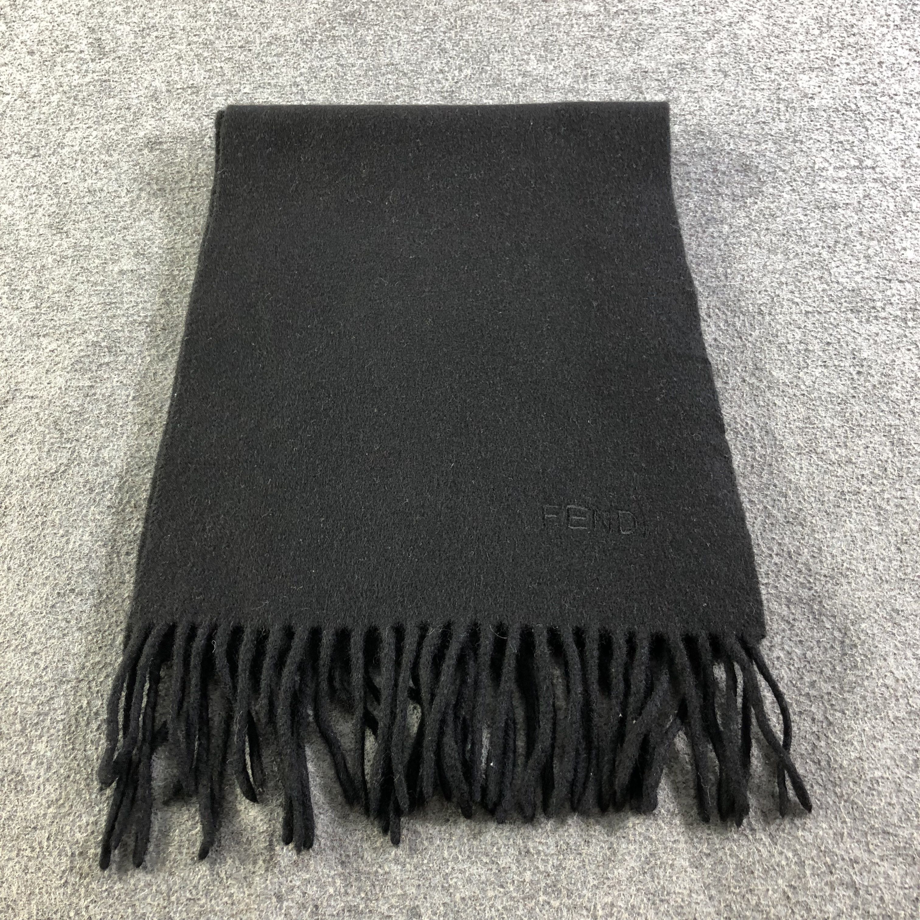 Fendi Fendi Plain Black Wool Scarf Muffler V1740 Size ONE SIZE - 4 Thumbnail