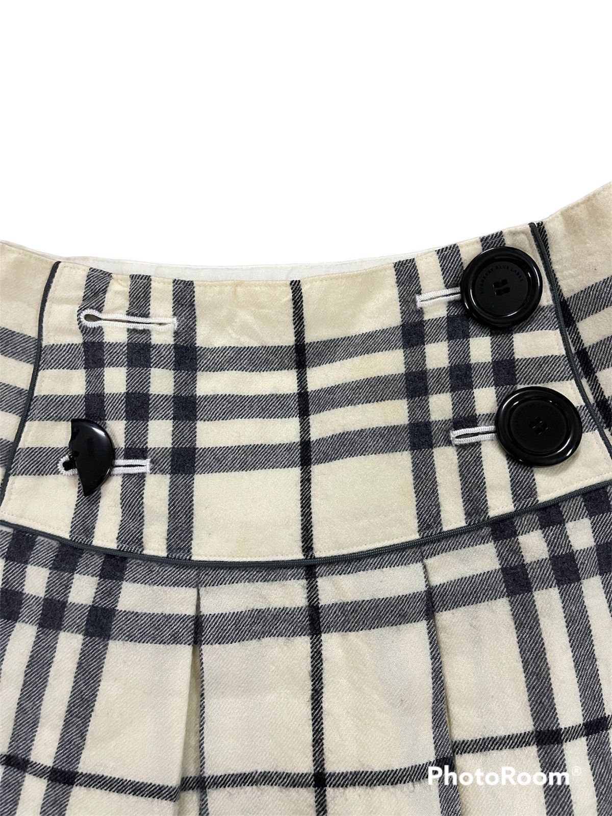 Burberry × Vintage Vintage Burberry London Blue Label Nova Check Mini Skirt Size 27" / US 4 / IT 40 - 4 Thumbnail