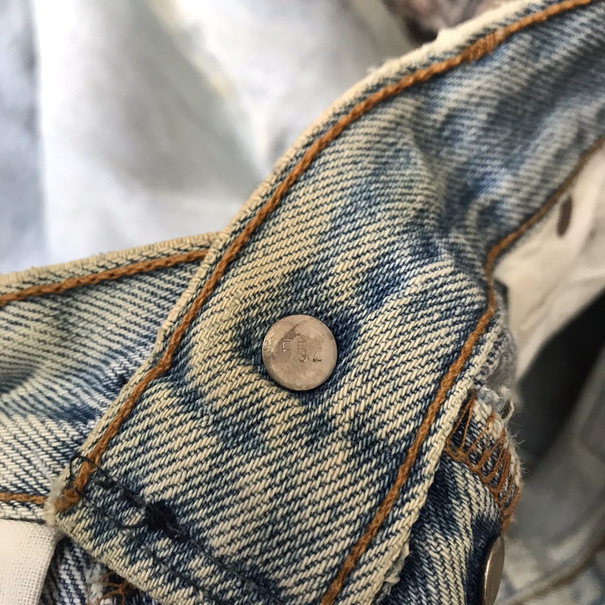 Levi's Vintage 80s Levis 501 Distressed Butler Jeans Made in USA Size US 28 / EU 44 - 20 Thumbnail