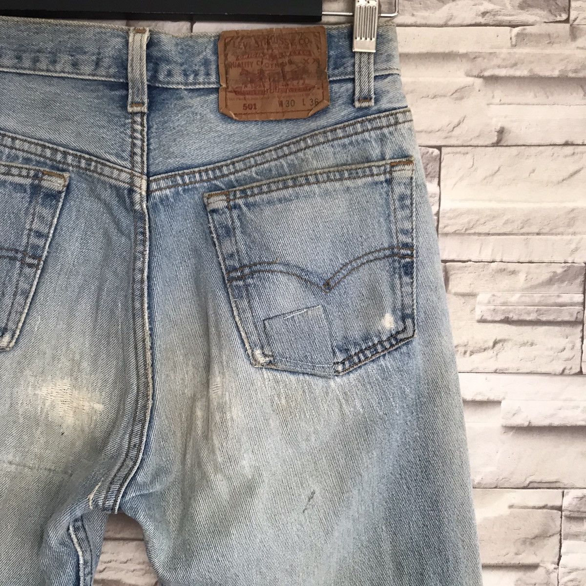 Levi's Vintage 80s Levis 501 Distressed Butler Jeans Made in USA Size US 28 / EU 44 - 14 Thumbnail