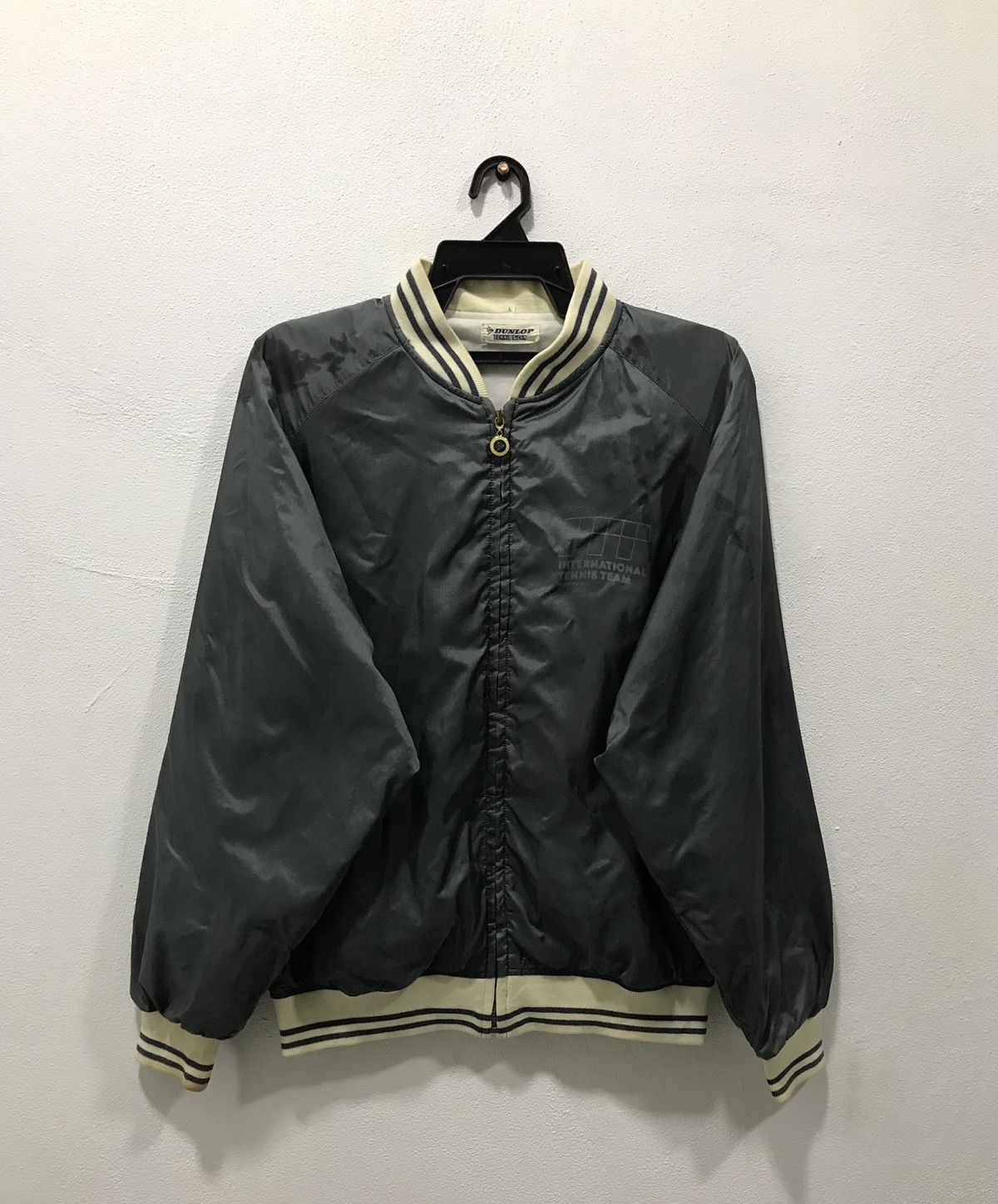 Dunlop × Vintage VINTAGE DUNLOP TENNIS WEAR LIGHT JACKET Size US L / EU 52-54 / 3 - 1 Thumbnail