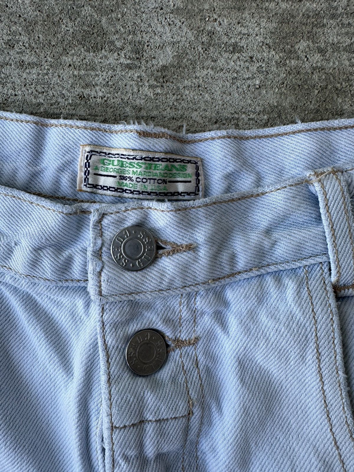 Georges Marciano × Guess Vintage 90s Guess Baggy Light Wash Denim Shorts Size US 31 - 4 Thumbnail