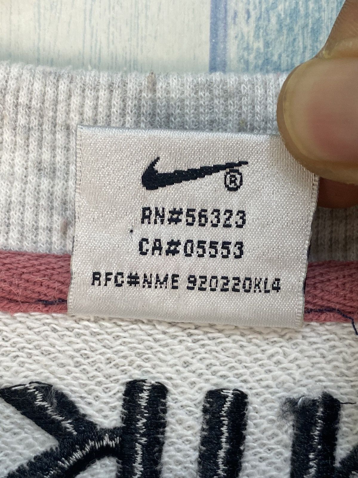 Nike Vintage 90s Nike Swoosh Sweatshirt Size US M / EU 48-50 / 2 - 7 Thumbnail