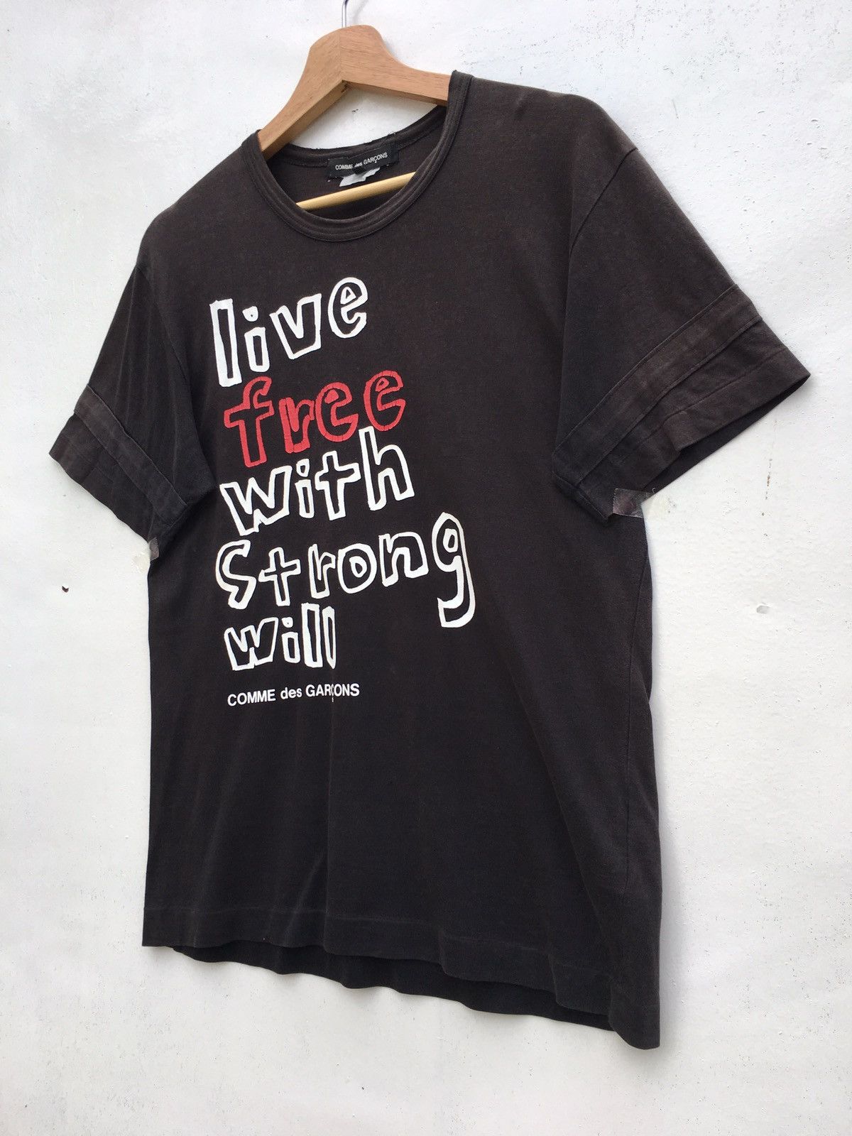 Comme des Garcons Rare Comme des garcons Words Printed Tshirt Size US S / EU 44-46 / 1 - 4 Thumbnail