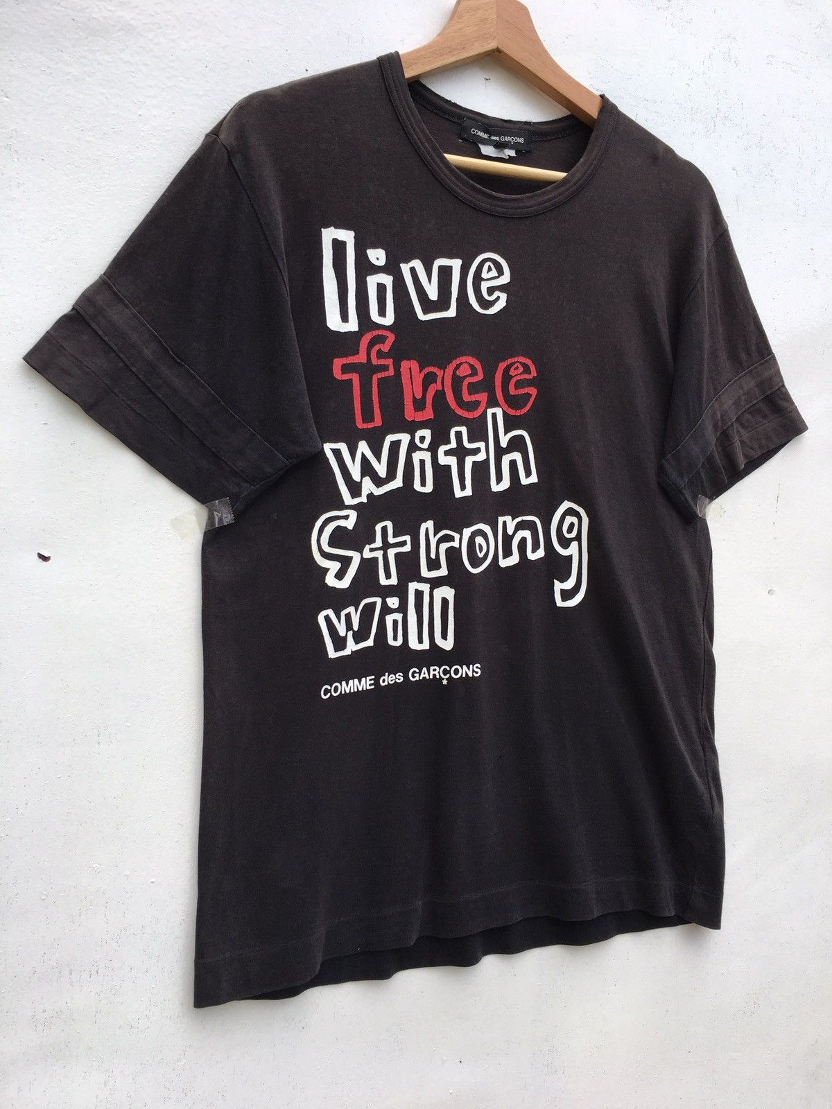 Comme des Garcons Rare Comme des garcons Words Printed Tshirt Size US S / EU 44-46 / 1 - 3 Thumbnail