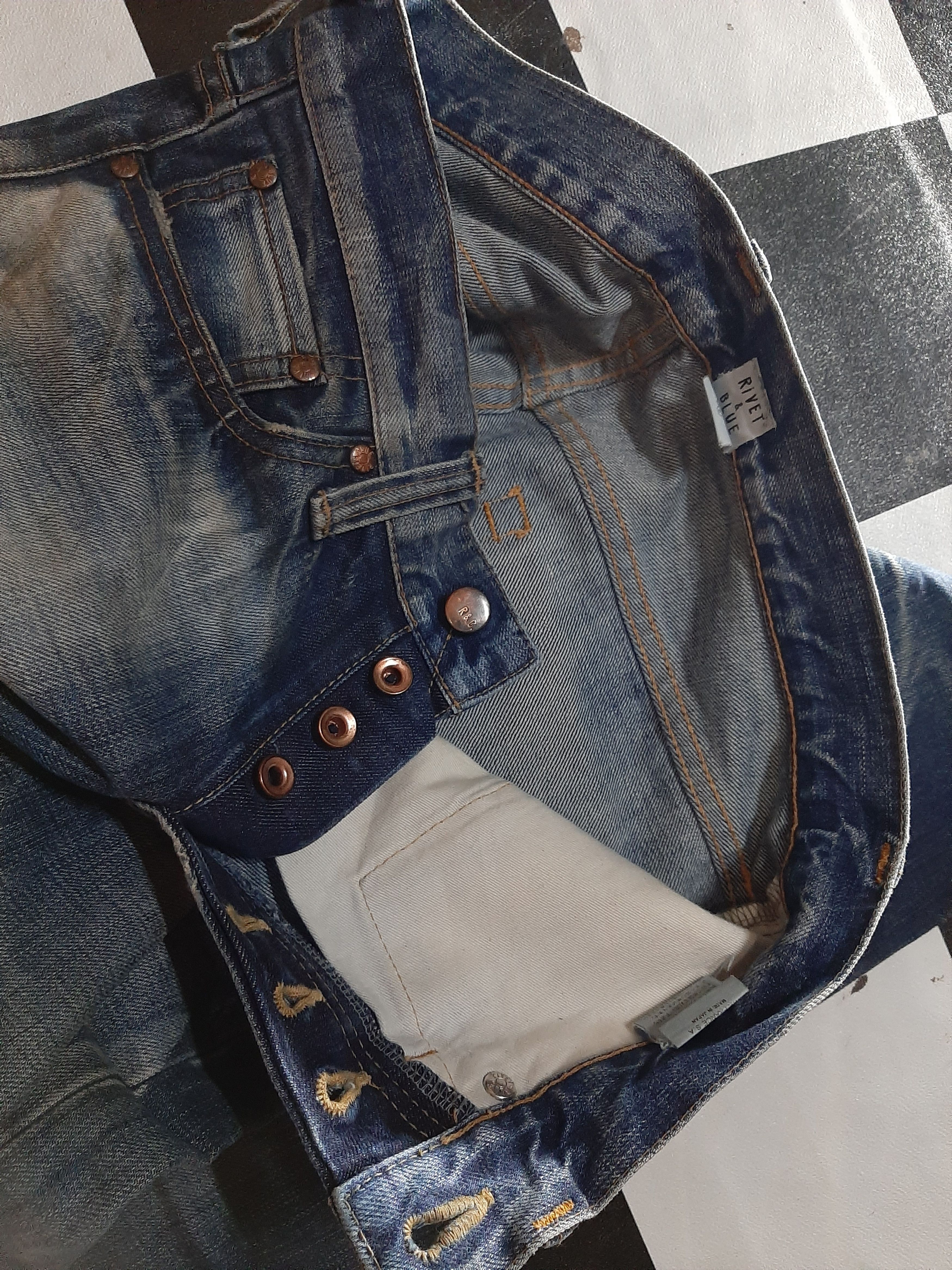 Japanese Brand × Vintage VINTAGE RIVET & BLUE JAPANESE DISTRESSED DENIM.. Size US 29 - 14 Thumbnail