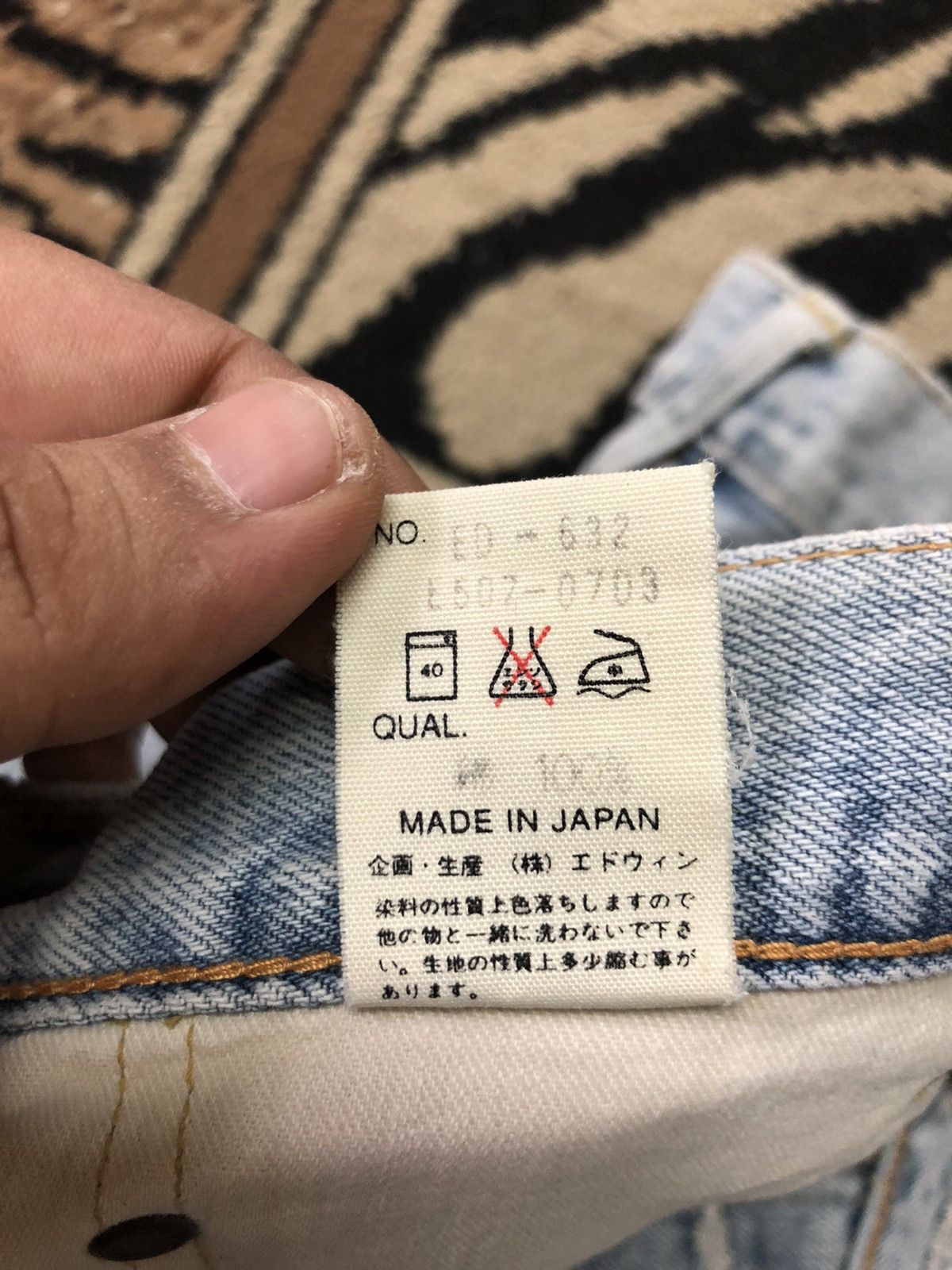 Edwin × Vintage VINTAGE SELVEDGE EDWIN505X LIGHT BLUE WASH DISTRESSED DENIM Size US 29 - 9 Thumbnail