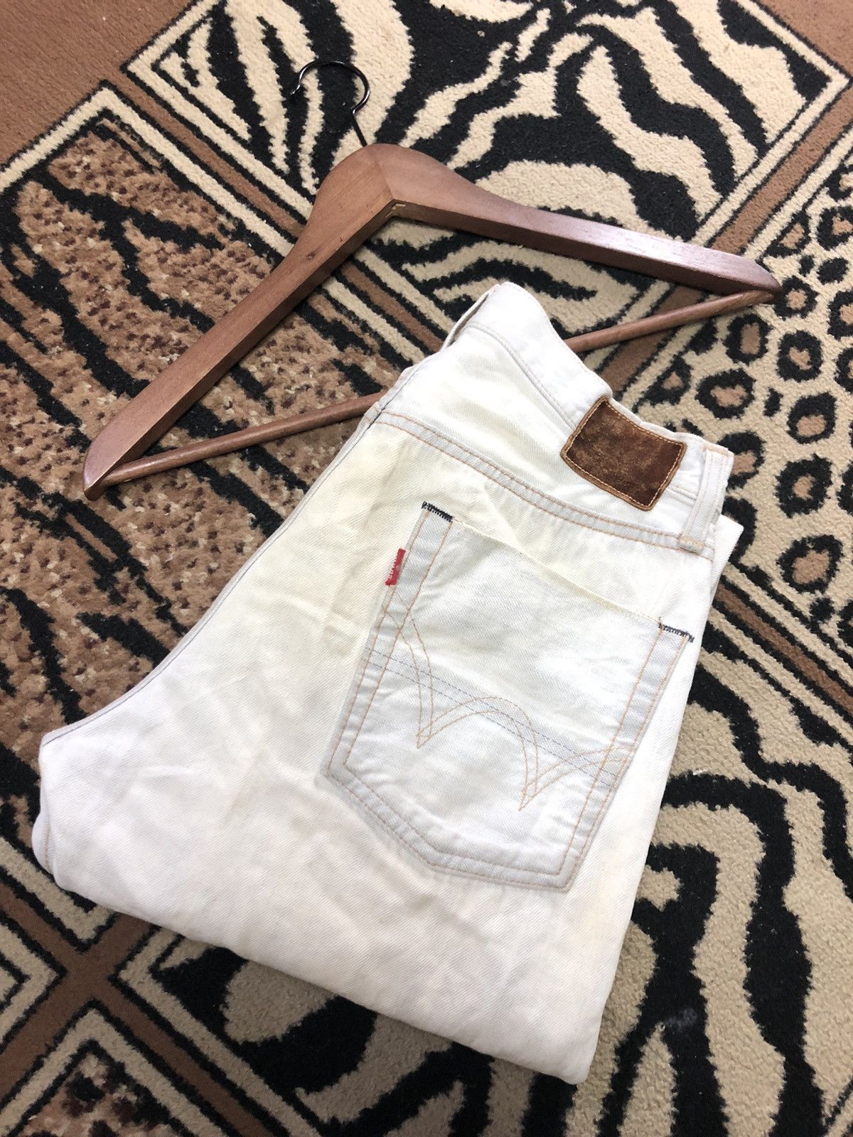Edwin × Vintage VINTAGE SELVEDGE EDWIN 505 LIGHT BLUE WASH DISTRESSED DENIM Size US 29 - 17 Thumbnail