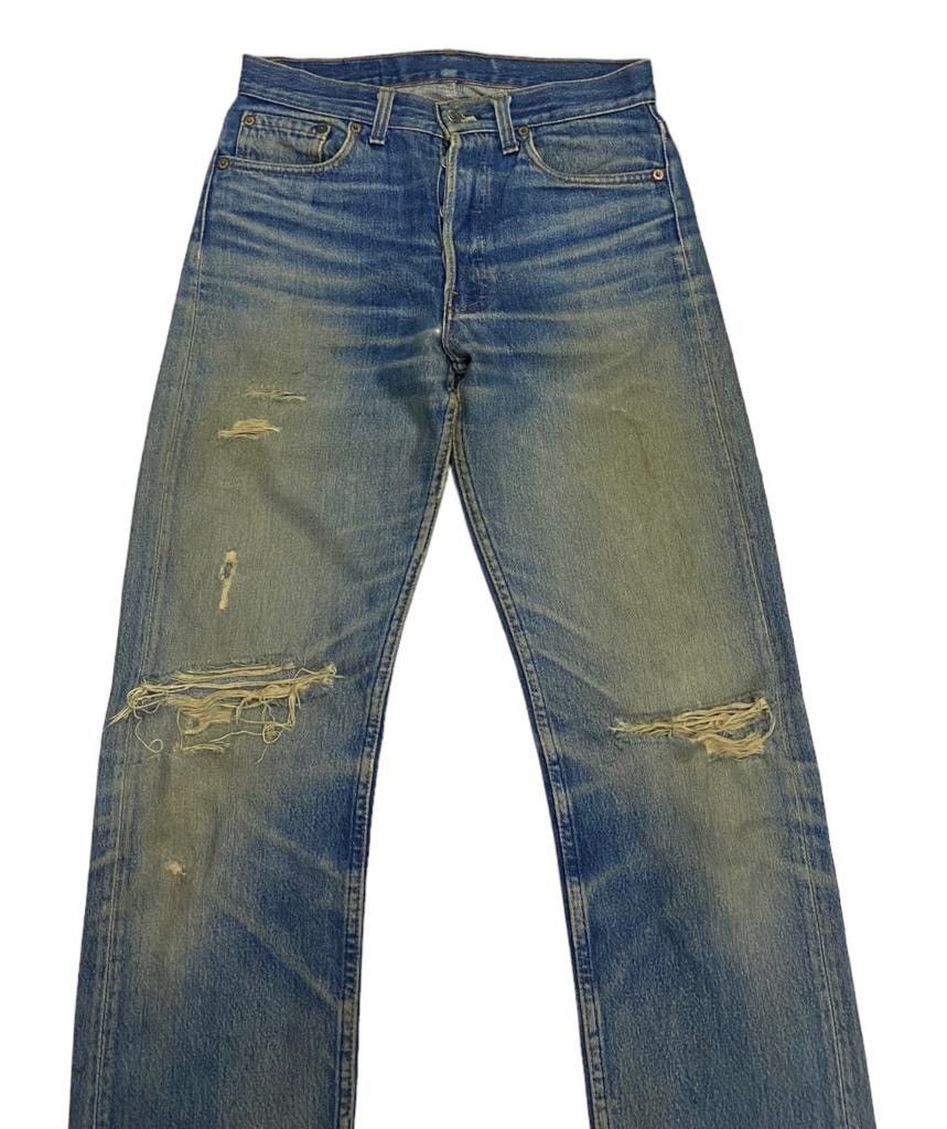 Levi's Vintage Clothing VINTAGE 501 THRASHED DISTRESSED LEVI’S RED LINE JEANS Size US 29 - 4 Thumbnail