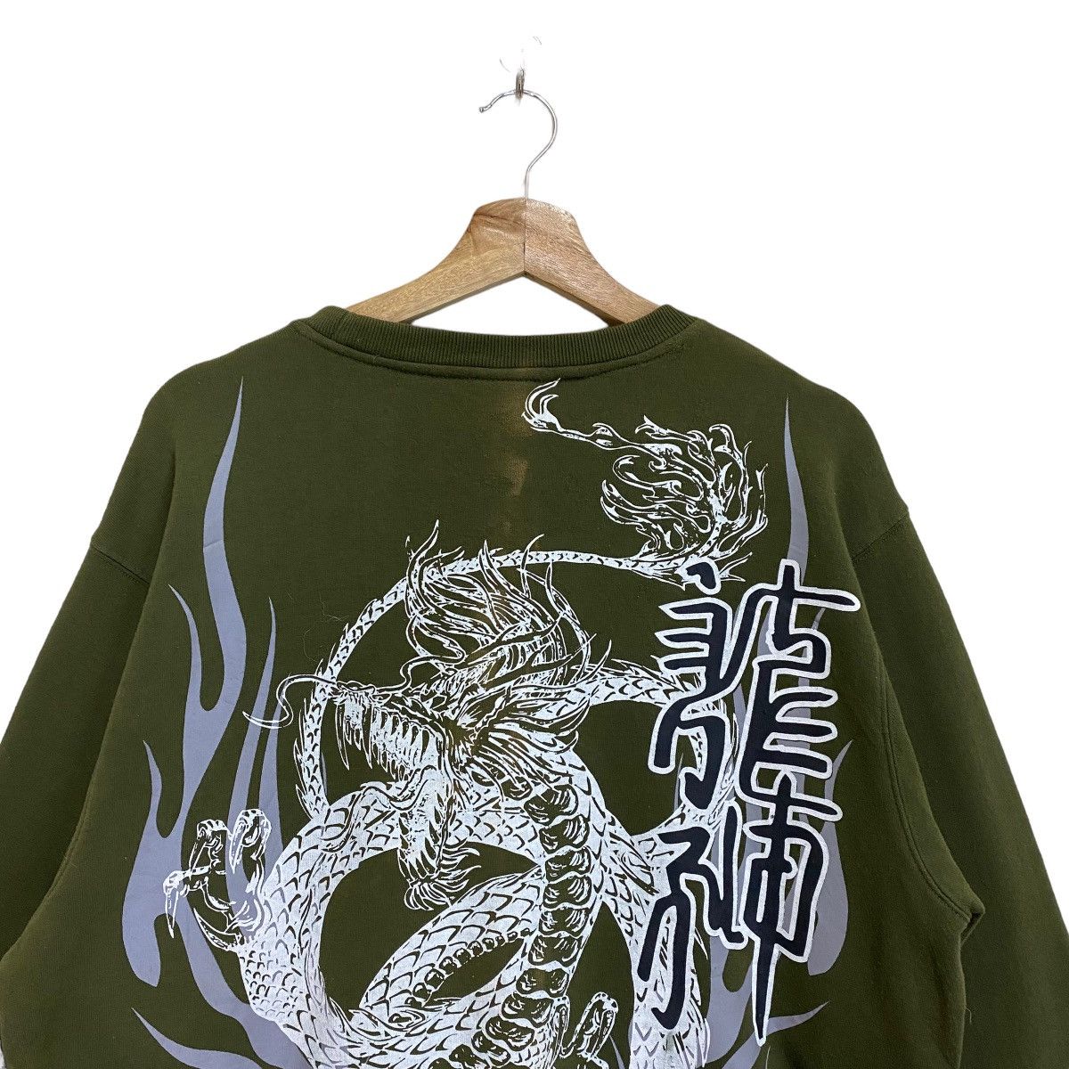 Anime Japanase Babvino Dragon Big Logo Crewneck Sweatshirt Size US XL / EU 56 / 4 - 4 Thumbnail