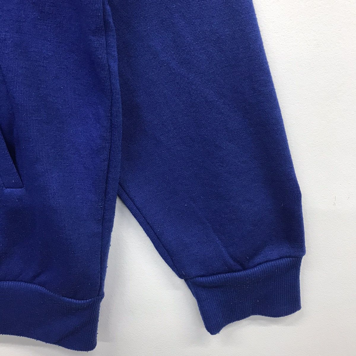 Champion × Vintage Rare!! Vintage Champion Sweater Size US M / EU 48-50 / 2 - 3 Thumbnail