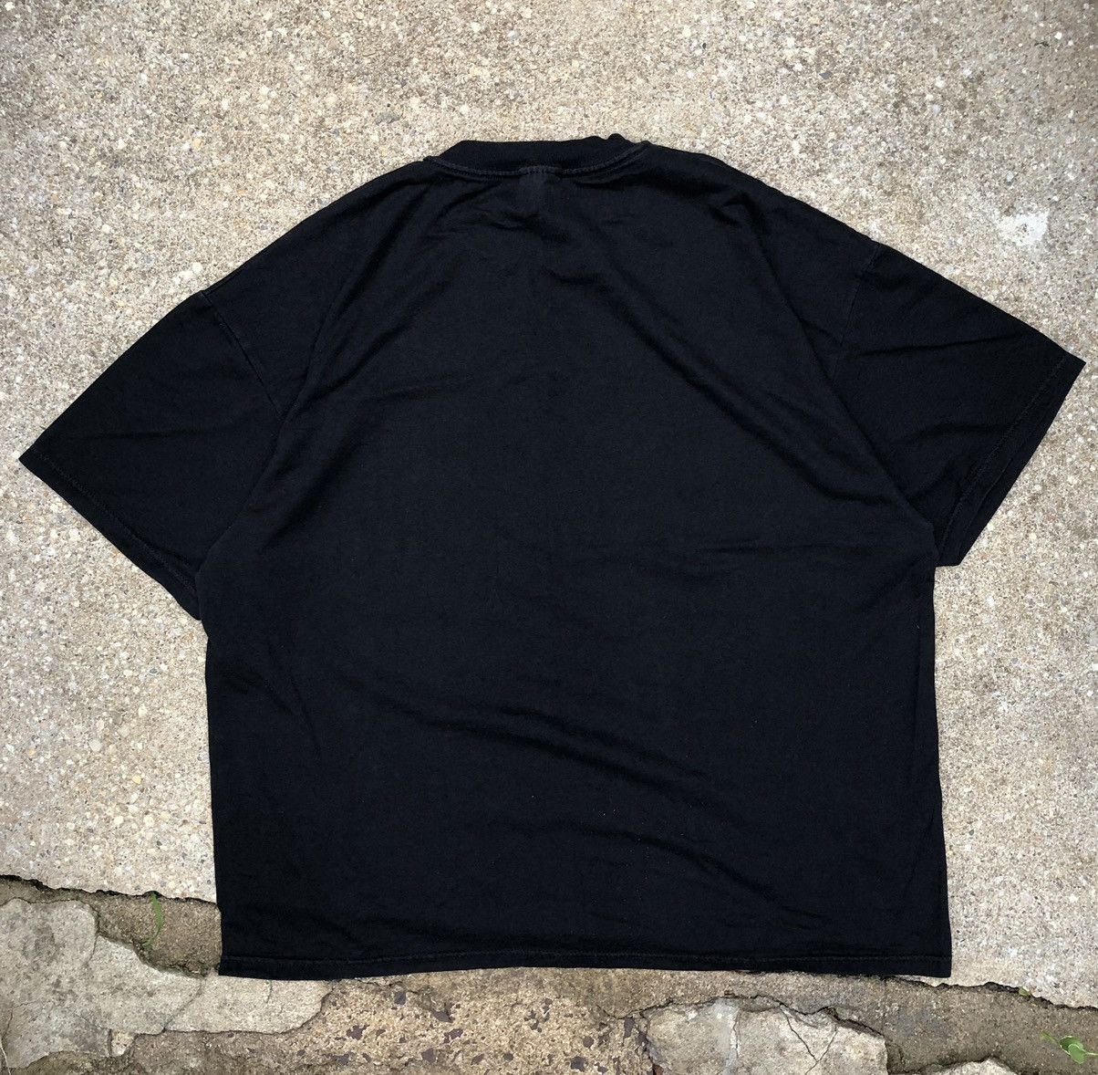 Vintage y2k Guttermouth covered with ants band tee