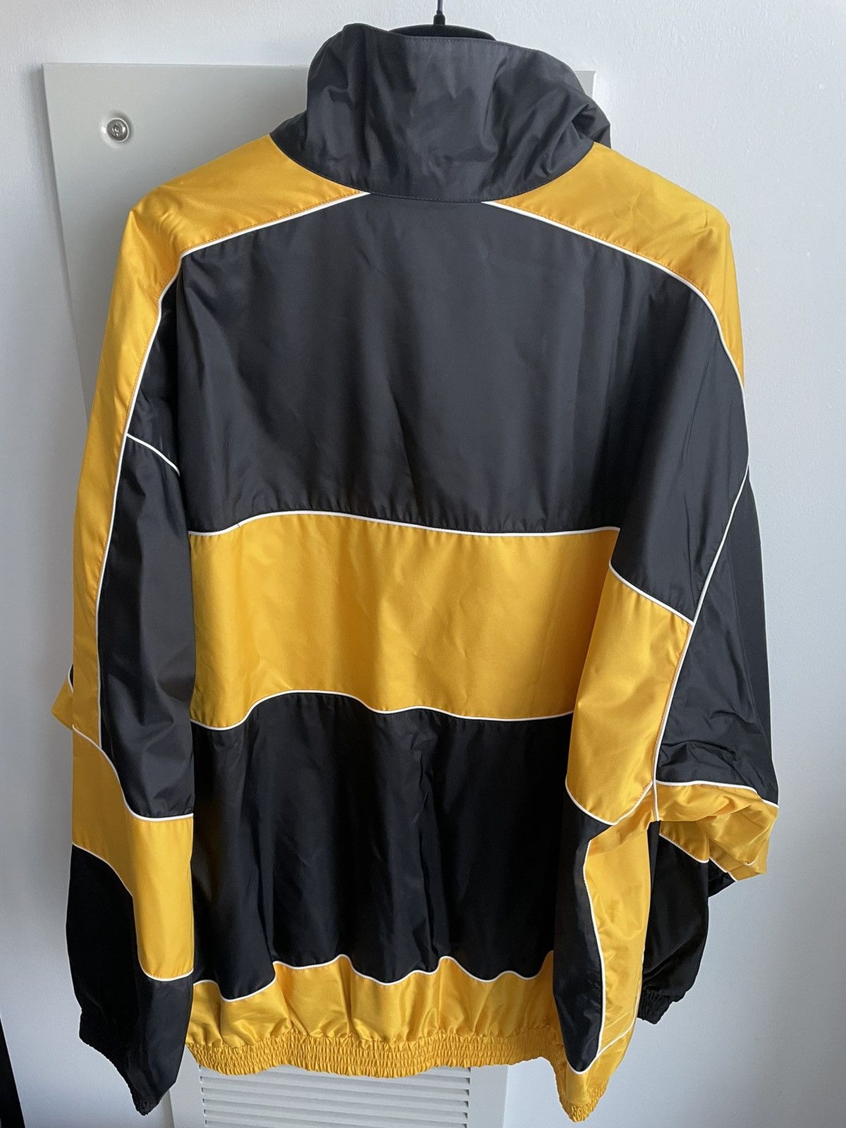 Balenciaga Limited Edition Runway $2k Brand NEW BB Logo Track Jacket Size US XXL / EU 58 / 5 - 4 Thumbnail