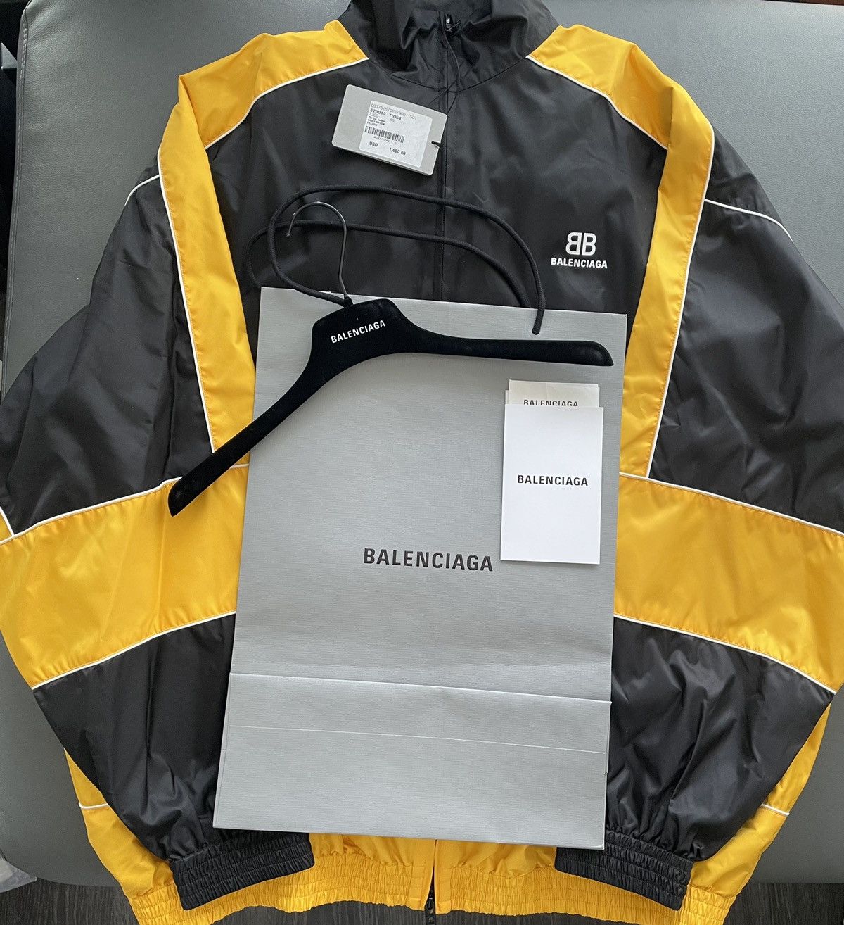 Balenciaga Limited Edition Runway $2k Brand NEW BB Logo Track Jacket Size US XXL / EU 58 / 5 - 17 Thumbnail