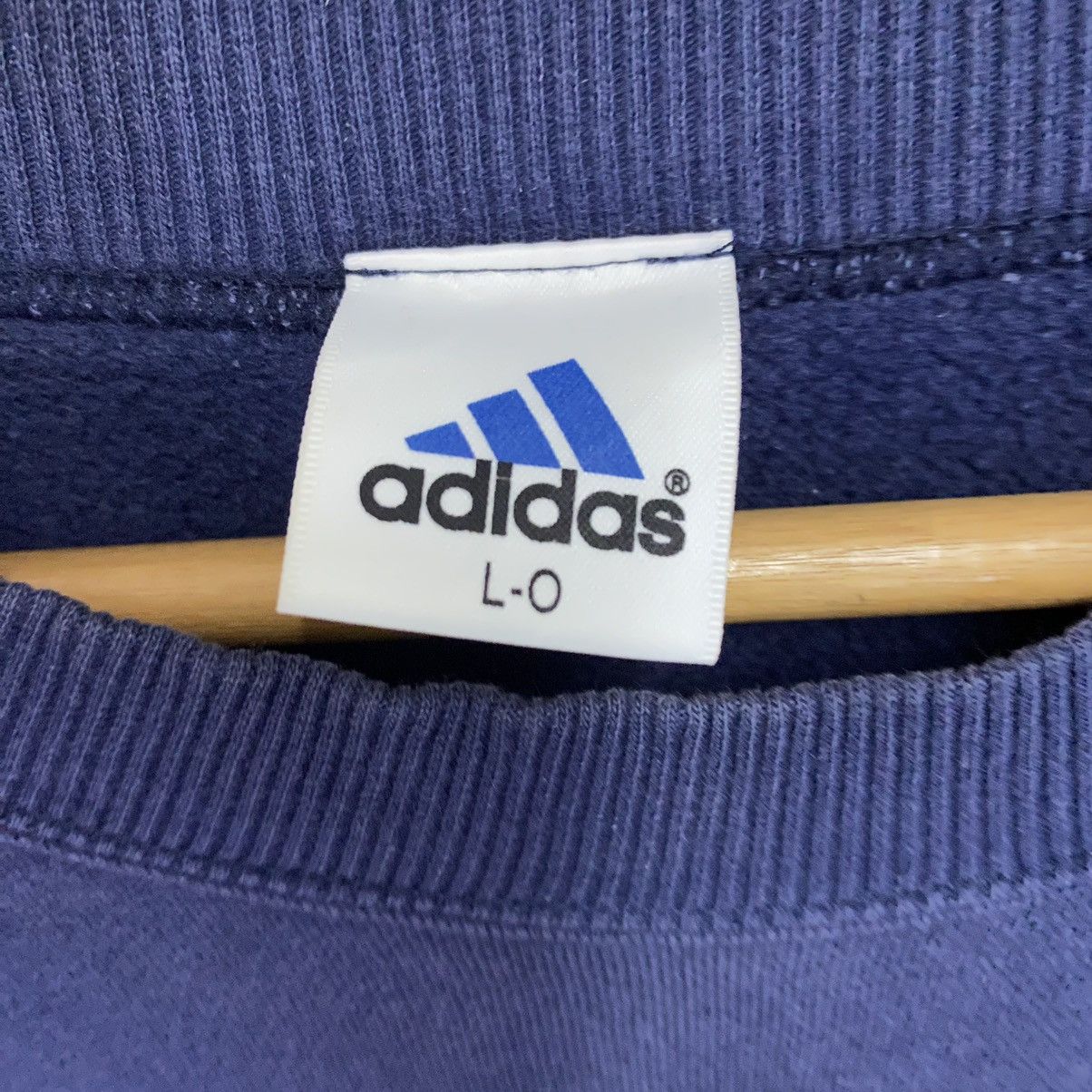 Adidas × Vintage Vintage 90s Adidas Big LogoCrewneck Sweathirt Size L Size US L / EU 52-54 / 3 - 8 Thumbnail