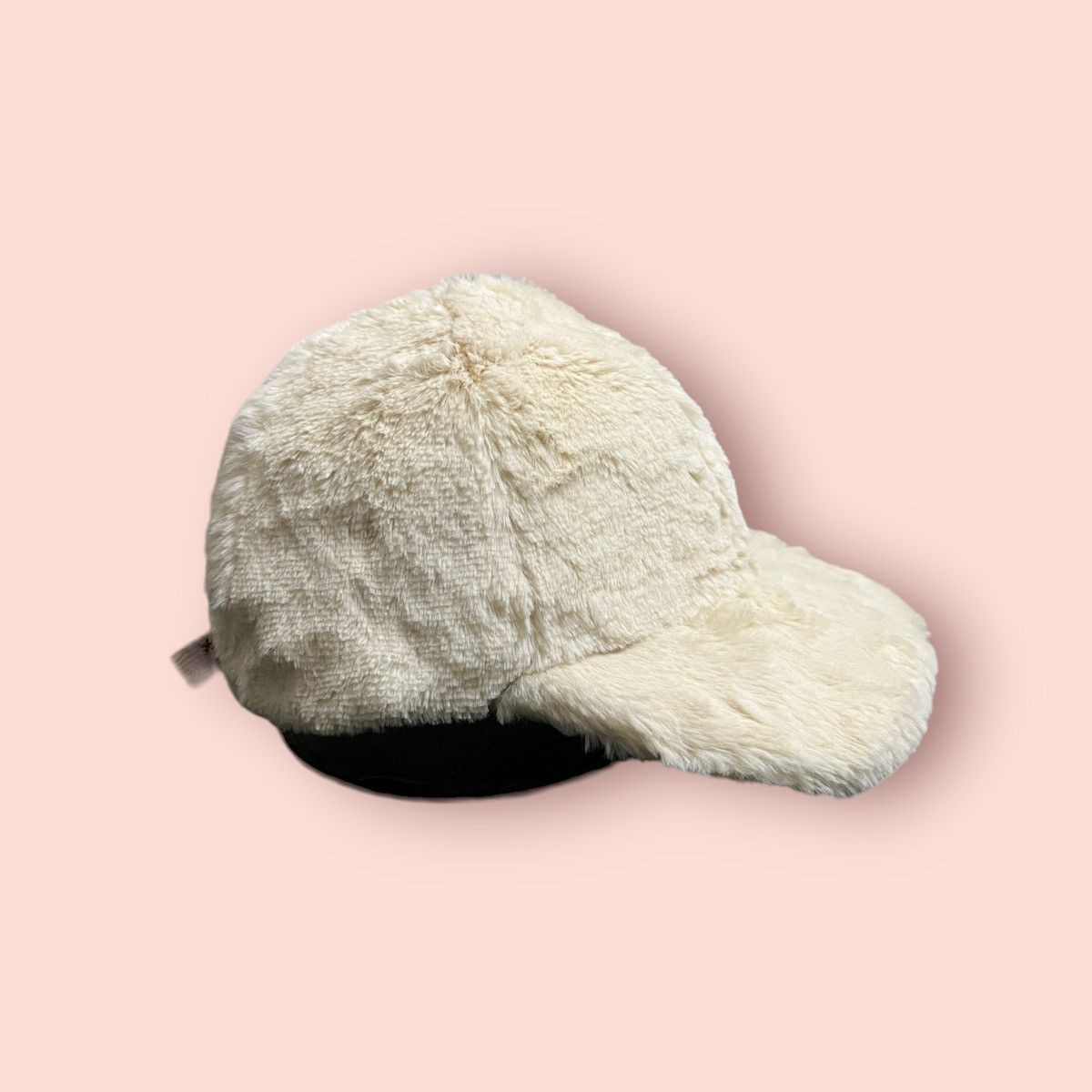 Japanese Brand HALLO SUPPLY FLUFFY FAUX FUR CORDUROY STRAPBACK CAP Size ONE SIZE - 5 Thumbnail