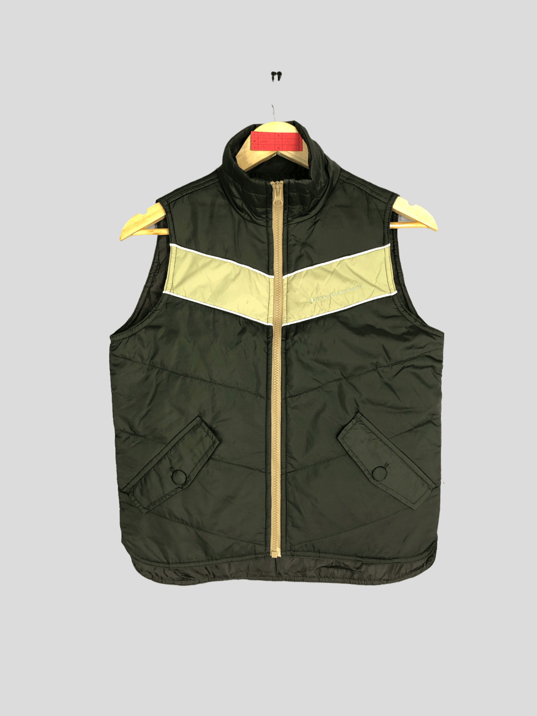 Vintage T&C Surf Design Sleeveless Puffer Jacket Size M