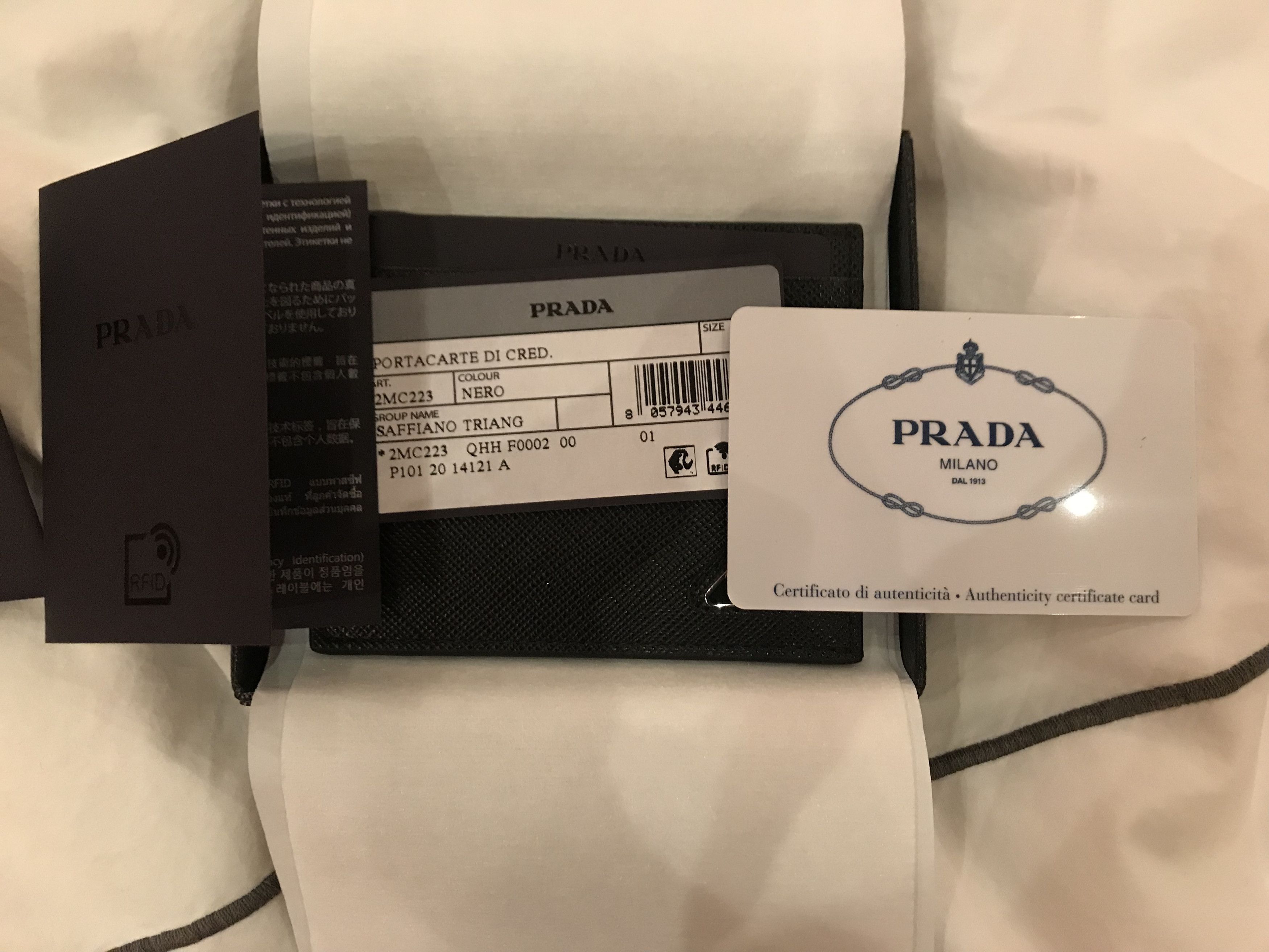 Prada Saffiano Leather Card Holder BNWT Size ONE SIZE - 18 Thumbnail