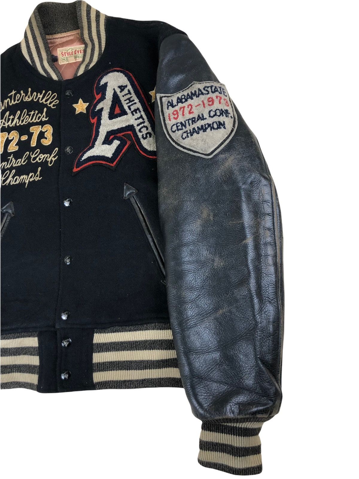 Toyo Enterprises Vintage Style Eyes Sportswear Leather Sleeve Varsity Jacket Size US S / EU 44-46 / 1 - 2 Thumbnail