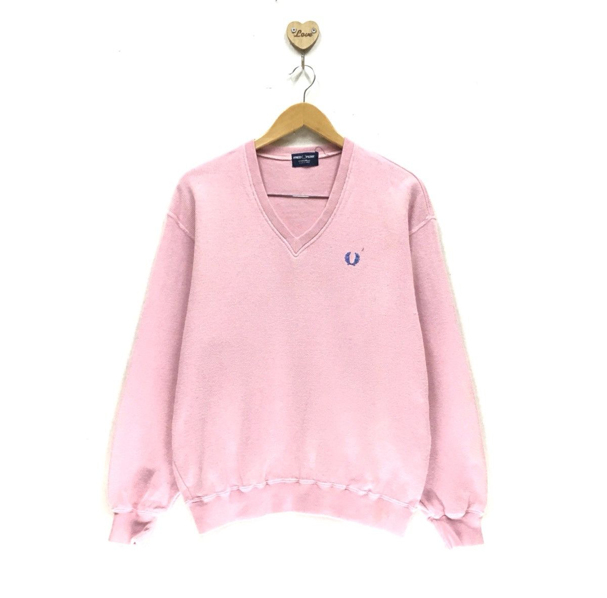 Fred Perry Vintage FRED PERRY Vneck Long Sleeve Sweatshirt Small Logo Size US M / EU 48-50 / 2 - 1 Thumbnail