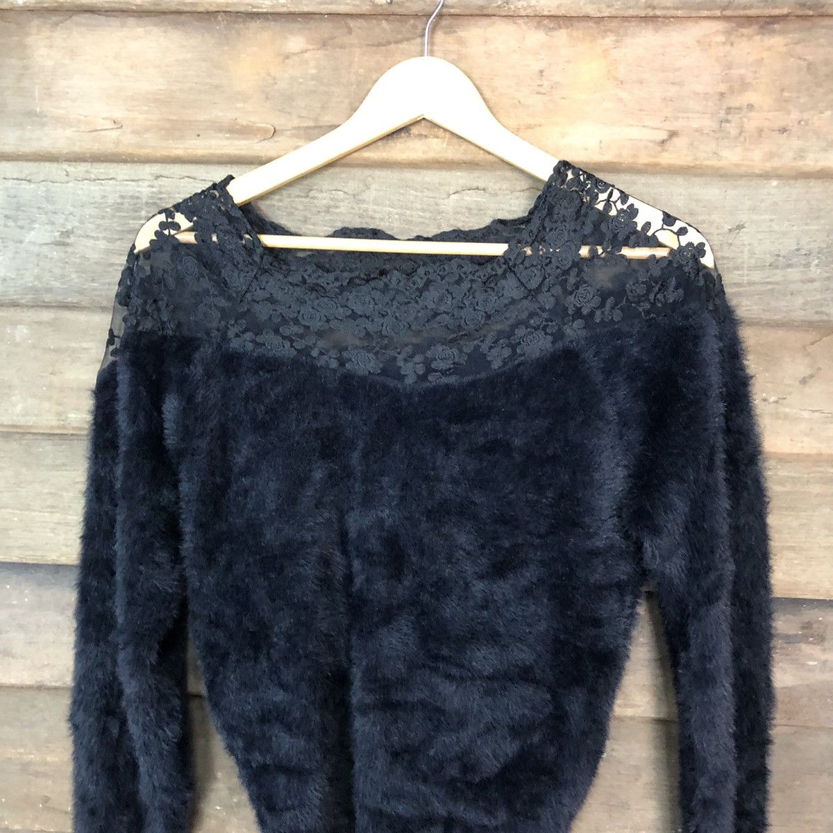 Japanese Brand GRL Black crop top Shag Shaggy Fur Mohair Knitwear #6947 Size S / US 4 / IT 40 - 2 Thumbnail