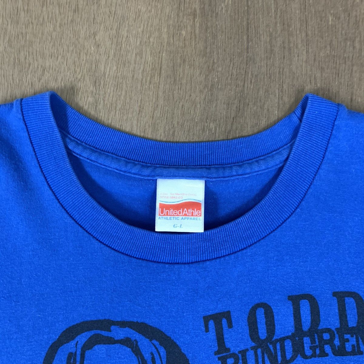 Band Tees TODD RUNDGREN JOHNSON Utopia Live Concert RockBand Tour Tee Size US S / EU 44-46 / 1 - 8 Thumbnail