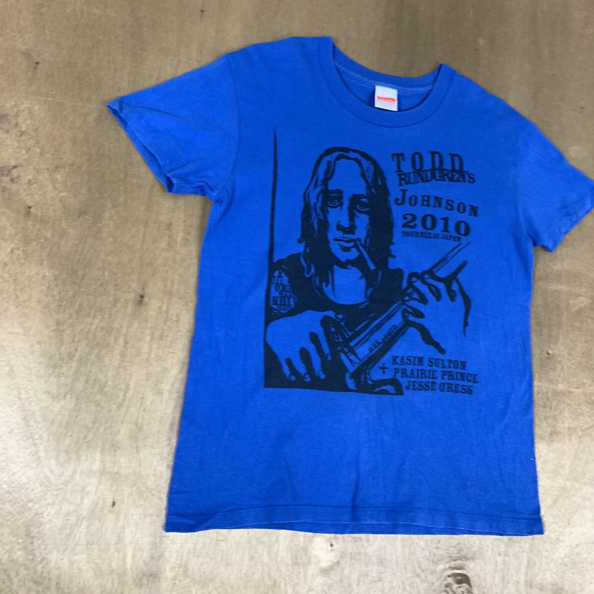Band Tees TODD RUNDGREN JOHNSON Utopia Live Concert RockBand Tour Tee Size US S / EU 44-46 / 1 - 5 Thumbnail