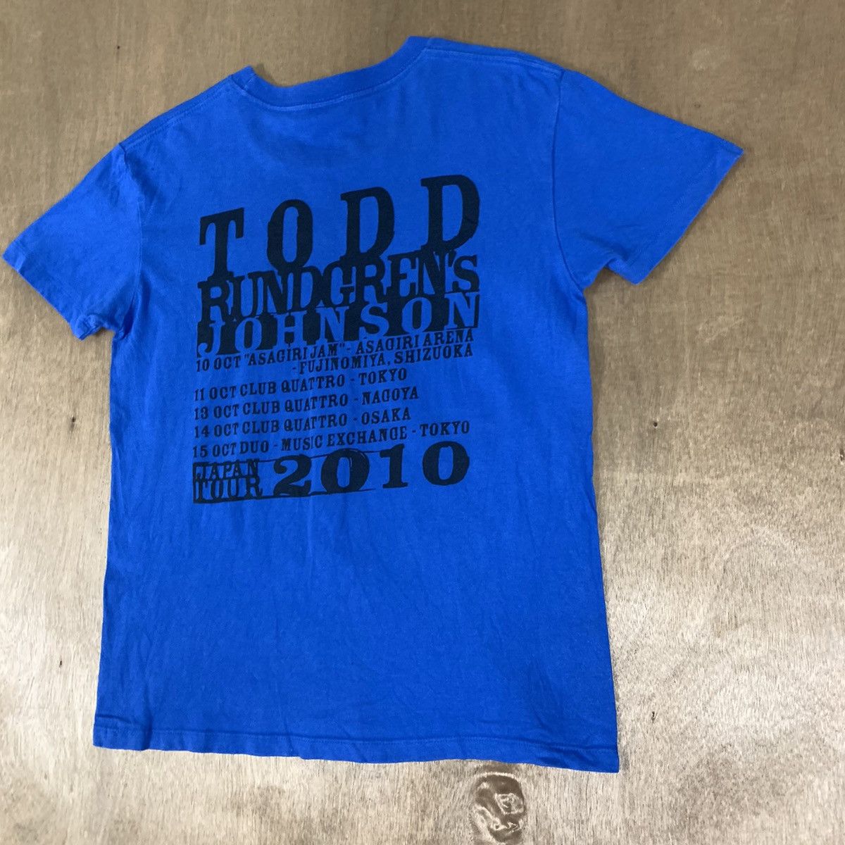 Band Tees TODD RUNDGREN JOHNSON Utopia Live Concert RockBand Tour Tee Size US S / EU 44-46 / 1 - 15 Thumbnail